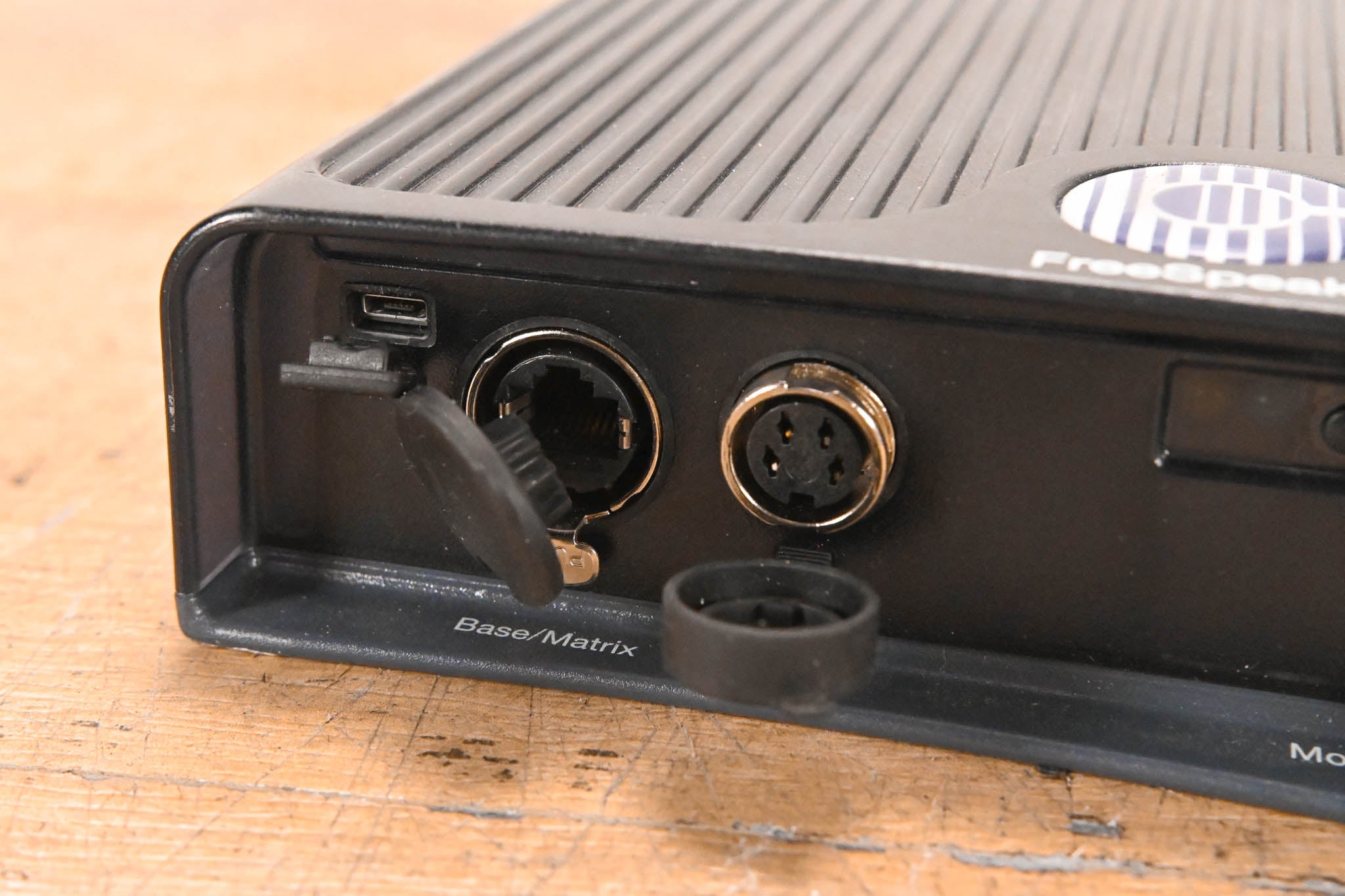 Clear-Com 1.9GHz FreeSpeak II Transceiver Antenna (NO POWER SUPPLY)