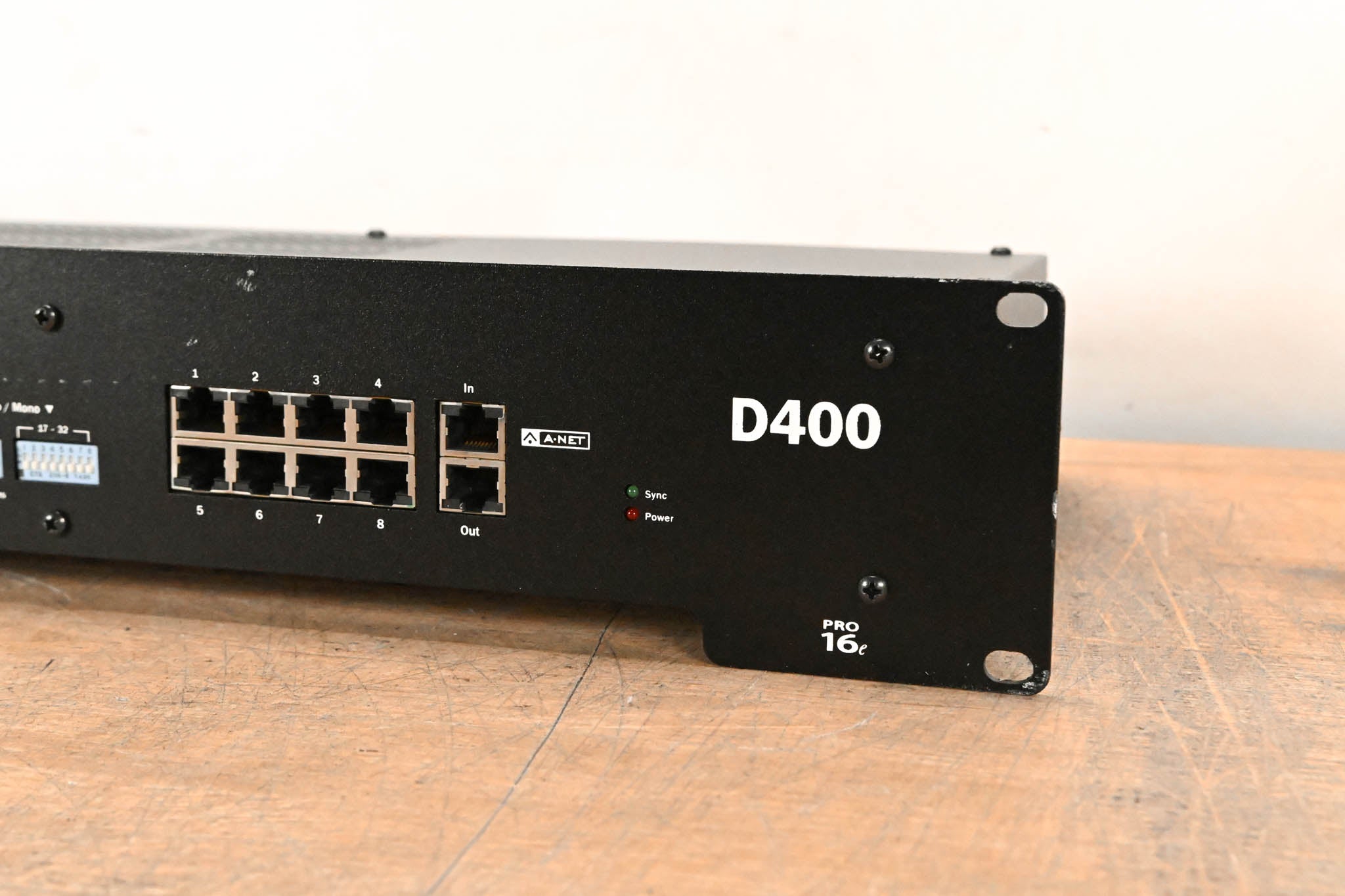 Aviom D400 A-Net Distributor