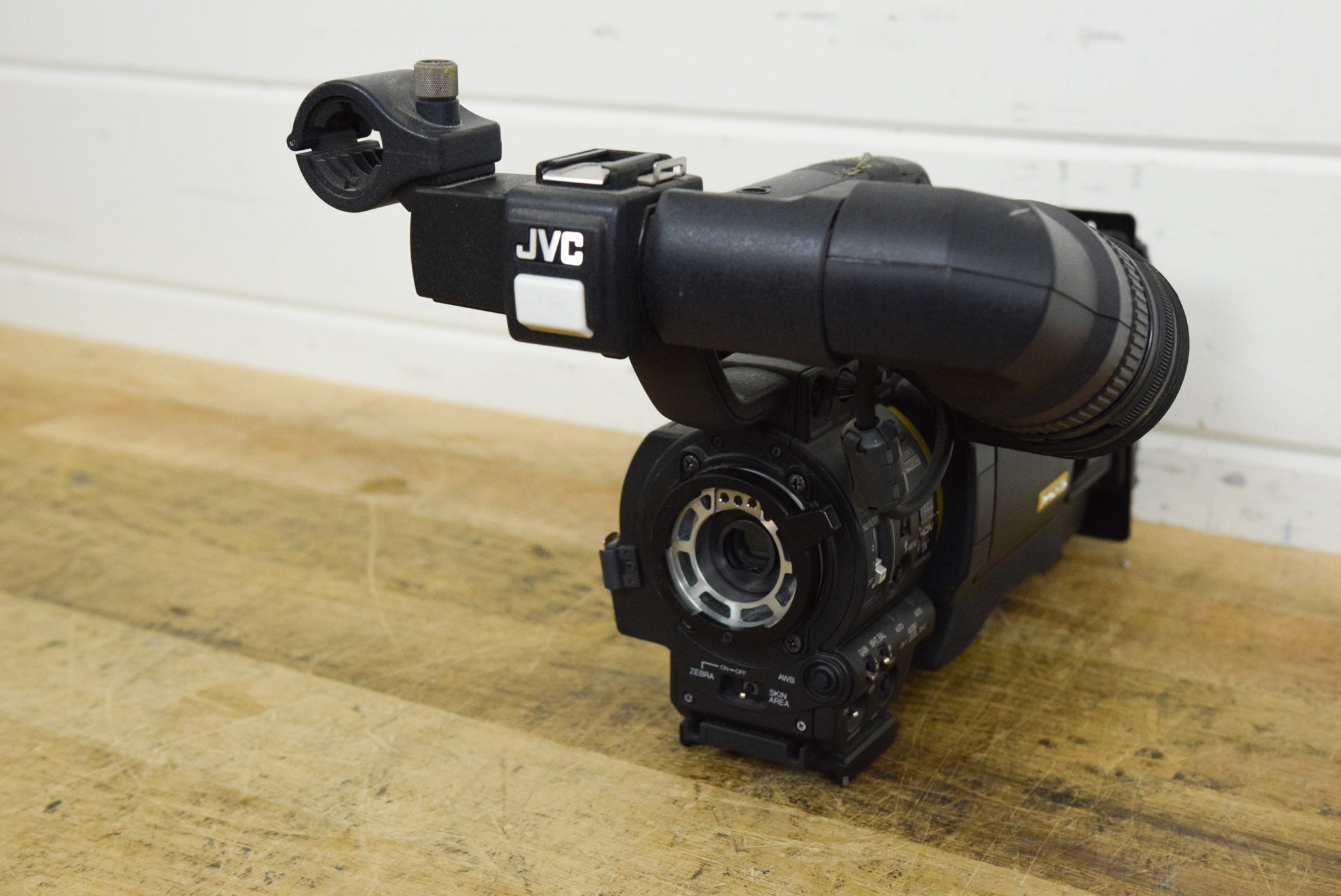 JVC GY-HD200U HDV Camcorder