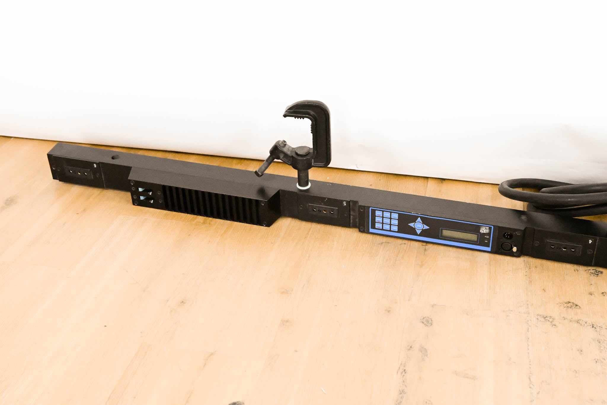 ETC SB6-10M 6 x 10A (1200W) SmartBar with Stage Pin Connectors
