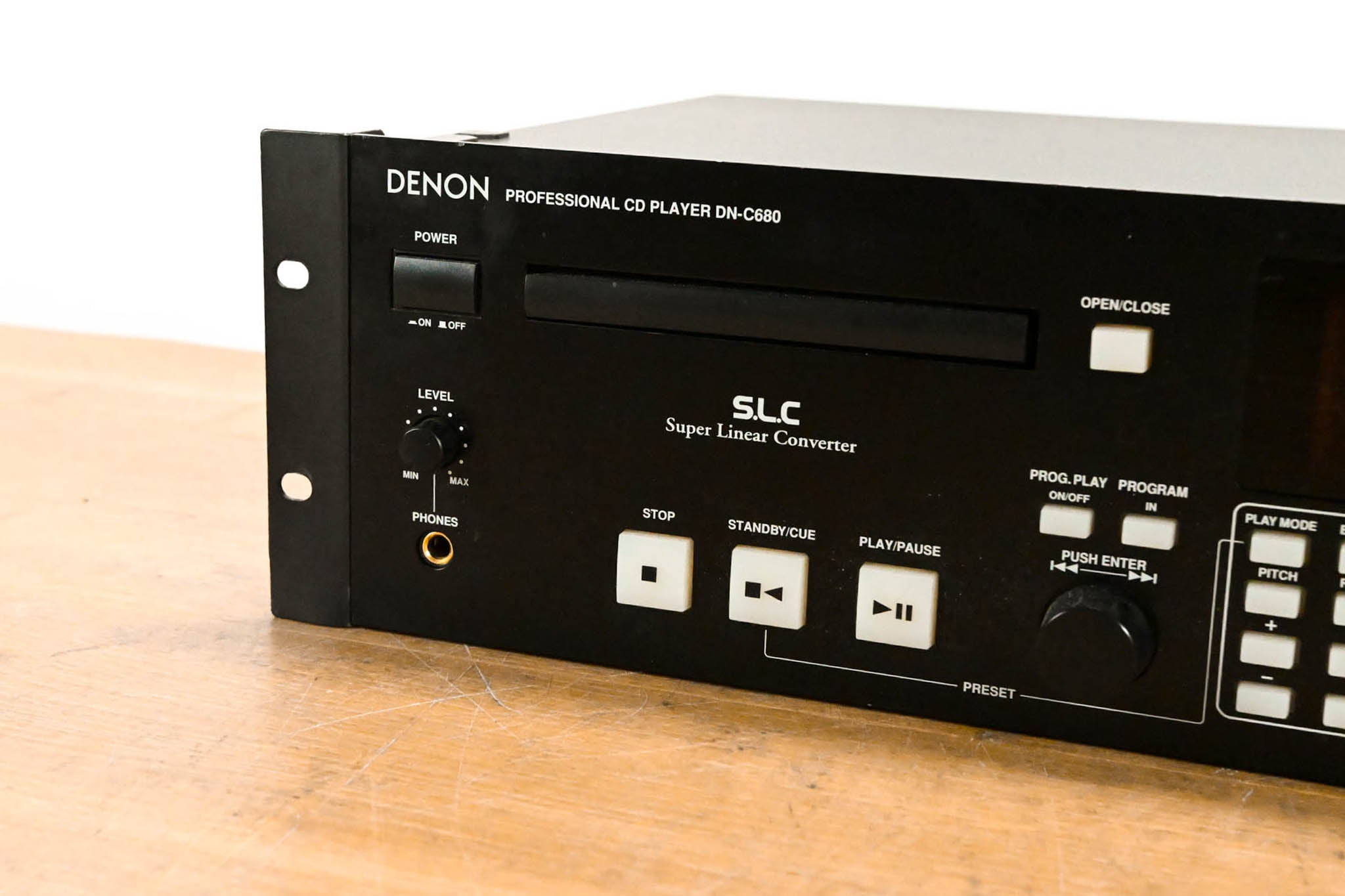 Denon DN-C680 Professional CD Player
