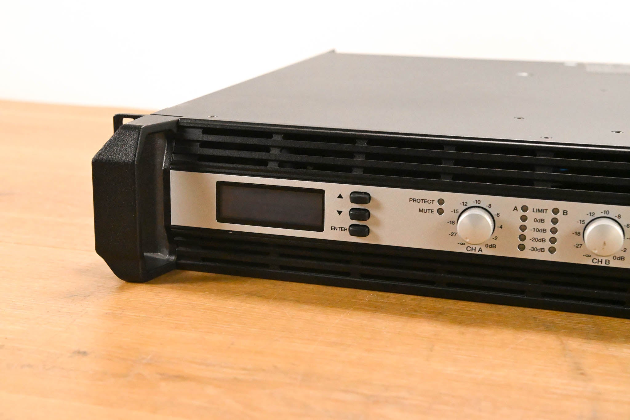 Electro-Voice (EV) TG-7 Tour-Grade Stereo Power Amplifier