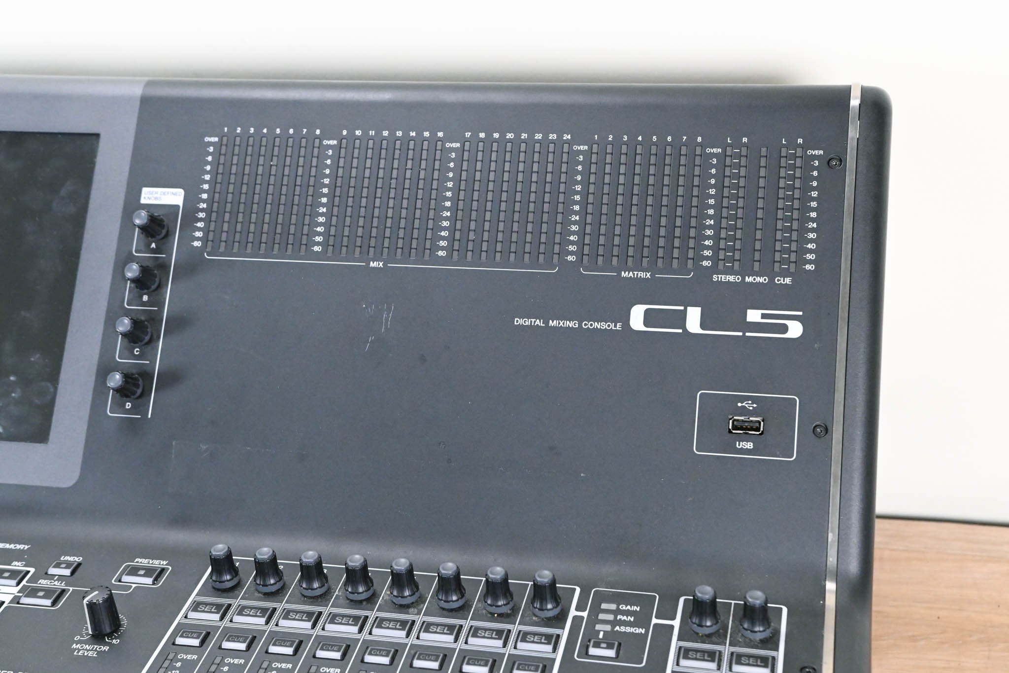 Yamaha CL5 72-Channel Digital Mixing Console