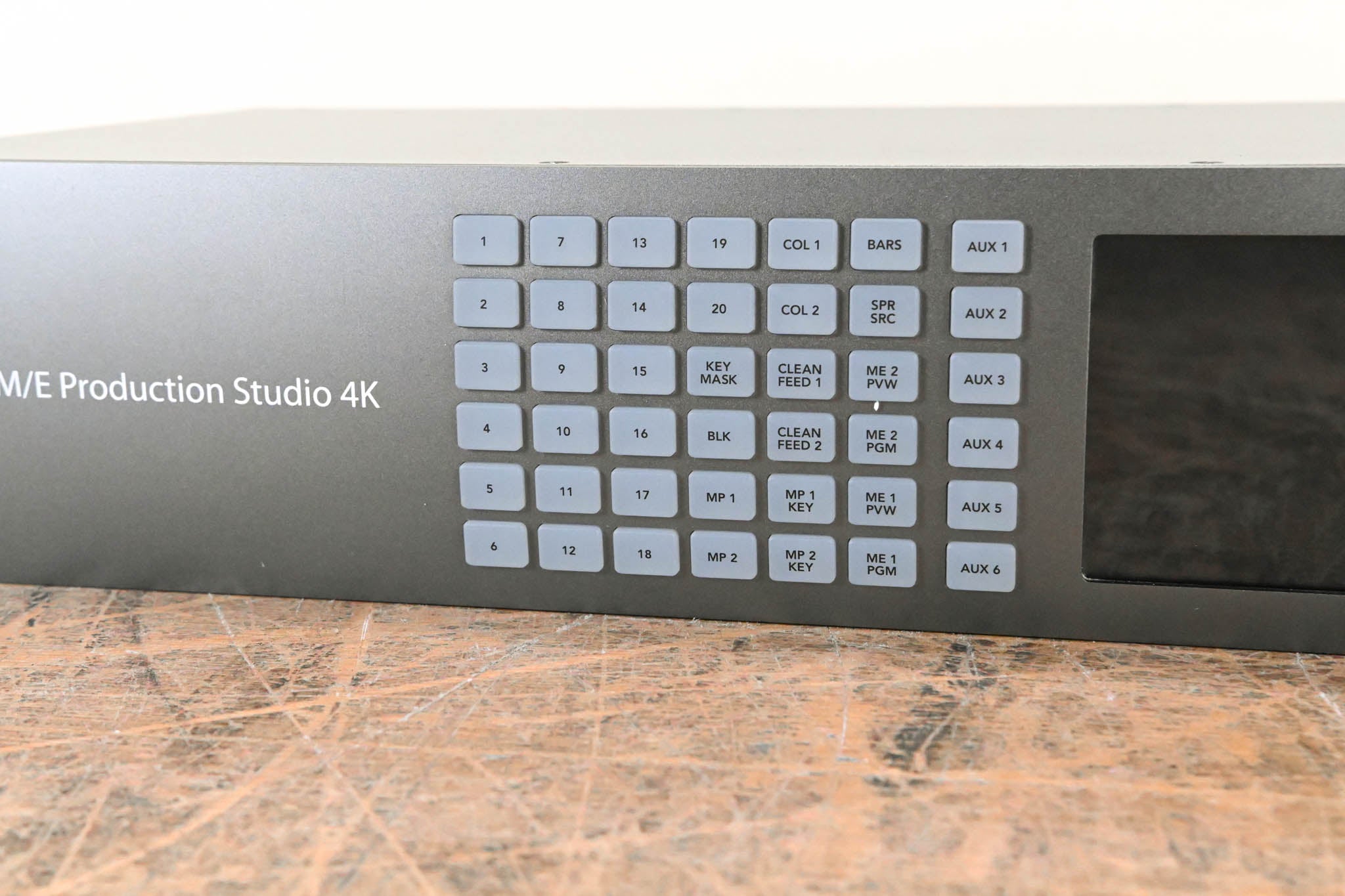 Blackmagic Design ATEM 2 M/E Production Studio 4K