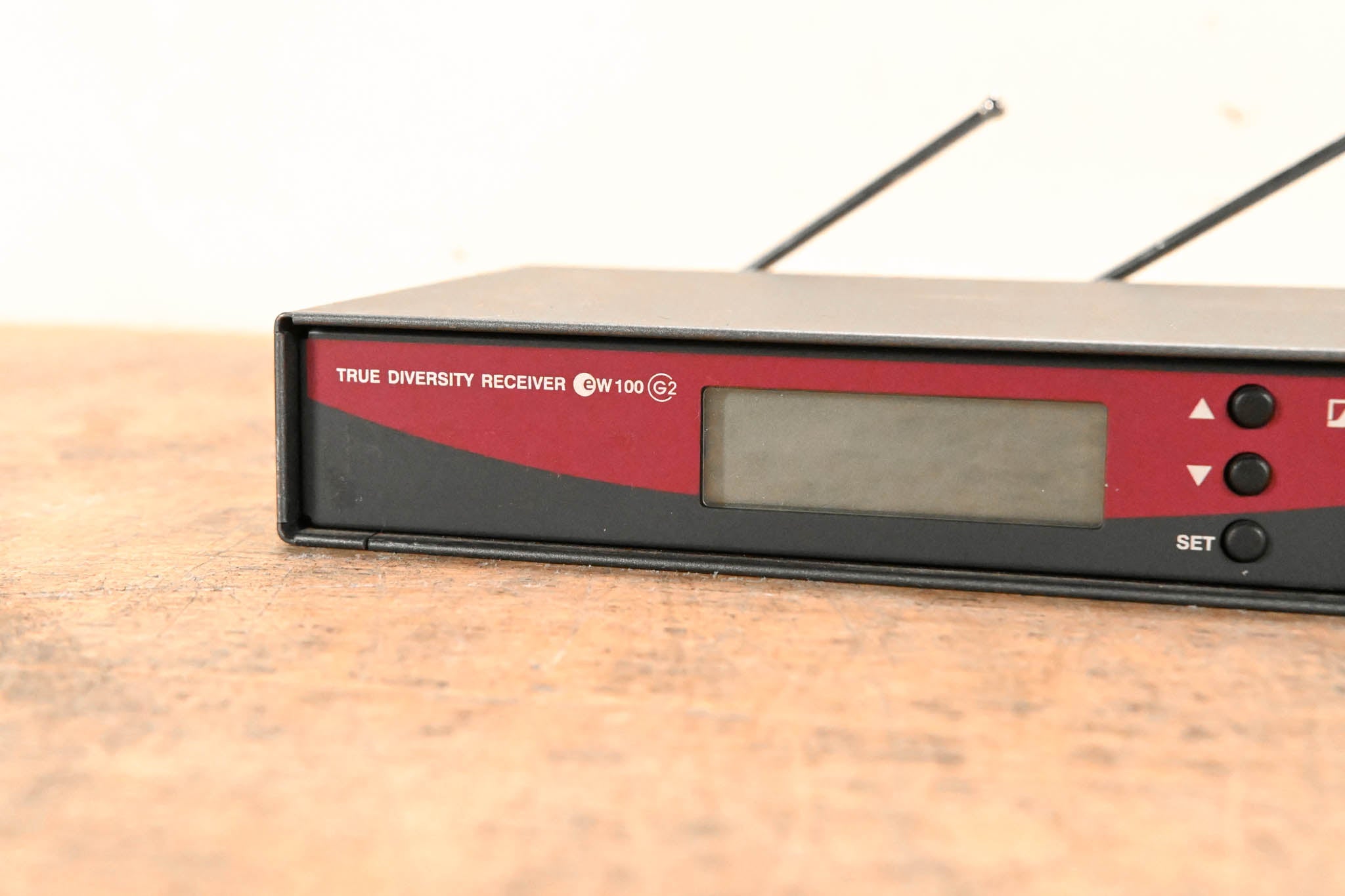 Sennheiser EM 100 G2 Wireless Receiver - B Range: 626-662 MHz