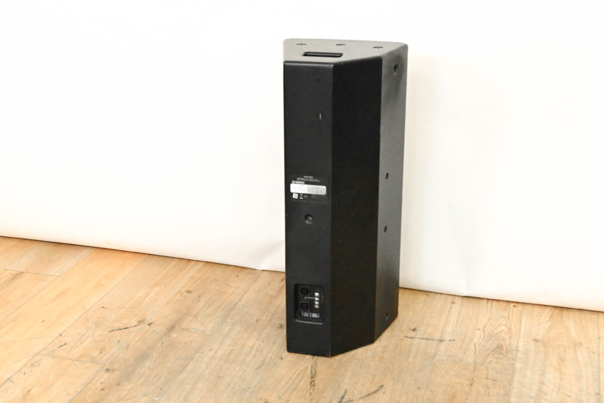 Yamaha IF2208 Dual 8" 2-Way Full-Range Loudspeaker