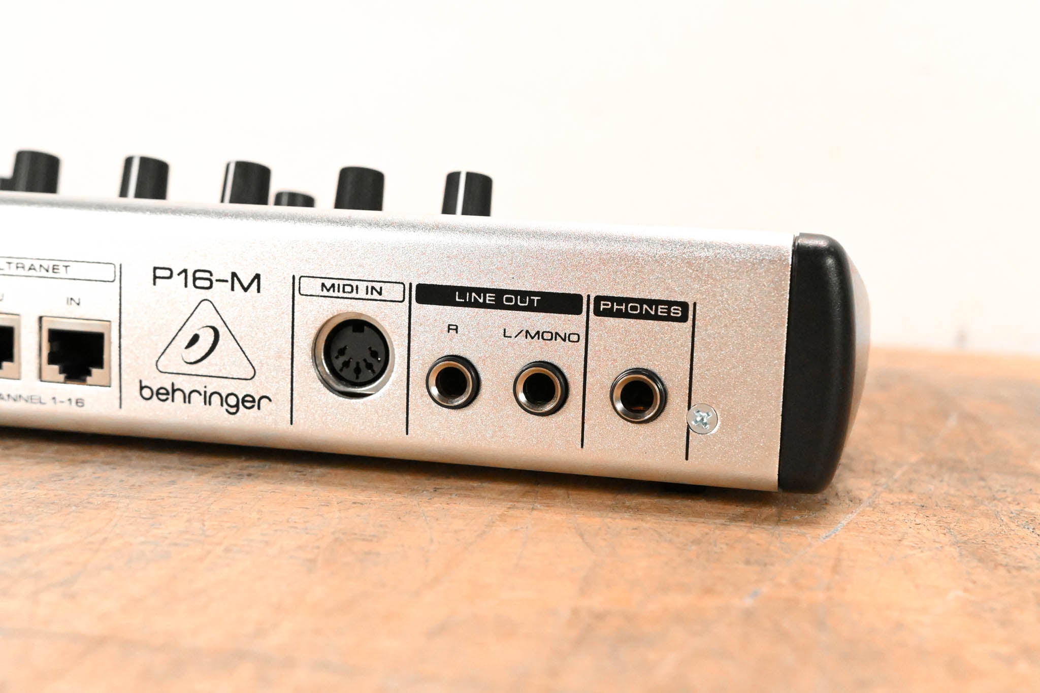 Behringer Powerplay P16-M 16-Channel Digital Personal Mixer