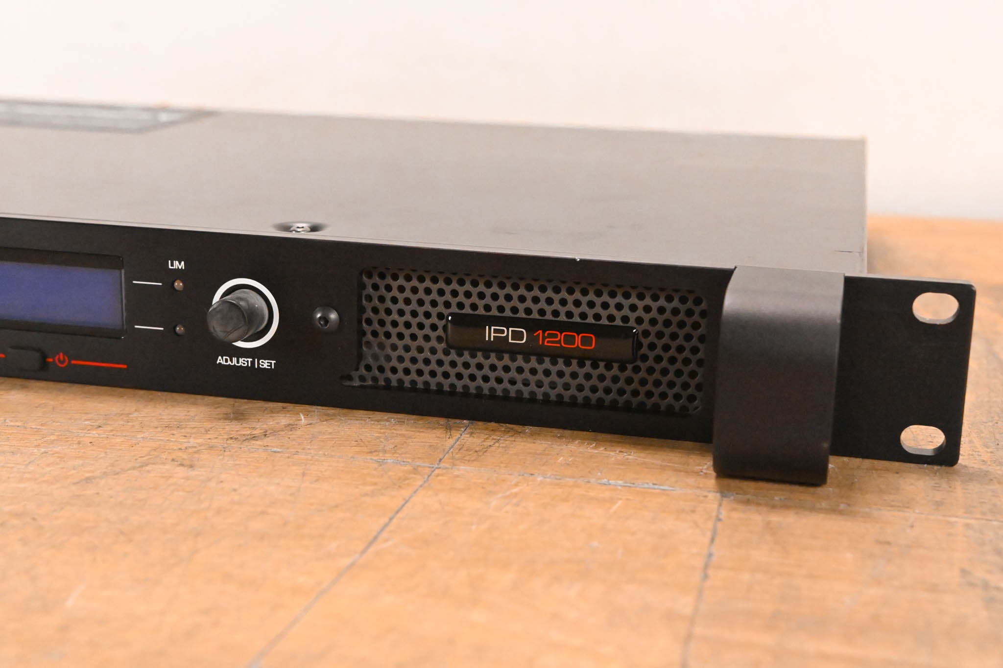 Lab Gruppen IPD 1200 1200W 2-Channel DSP-Controlled Power Amplifier