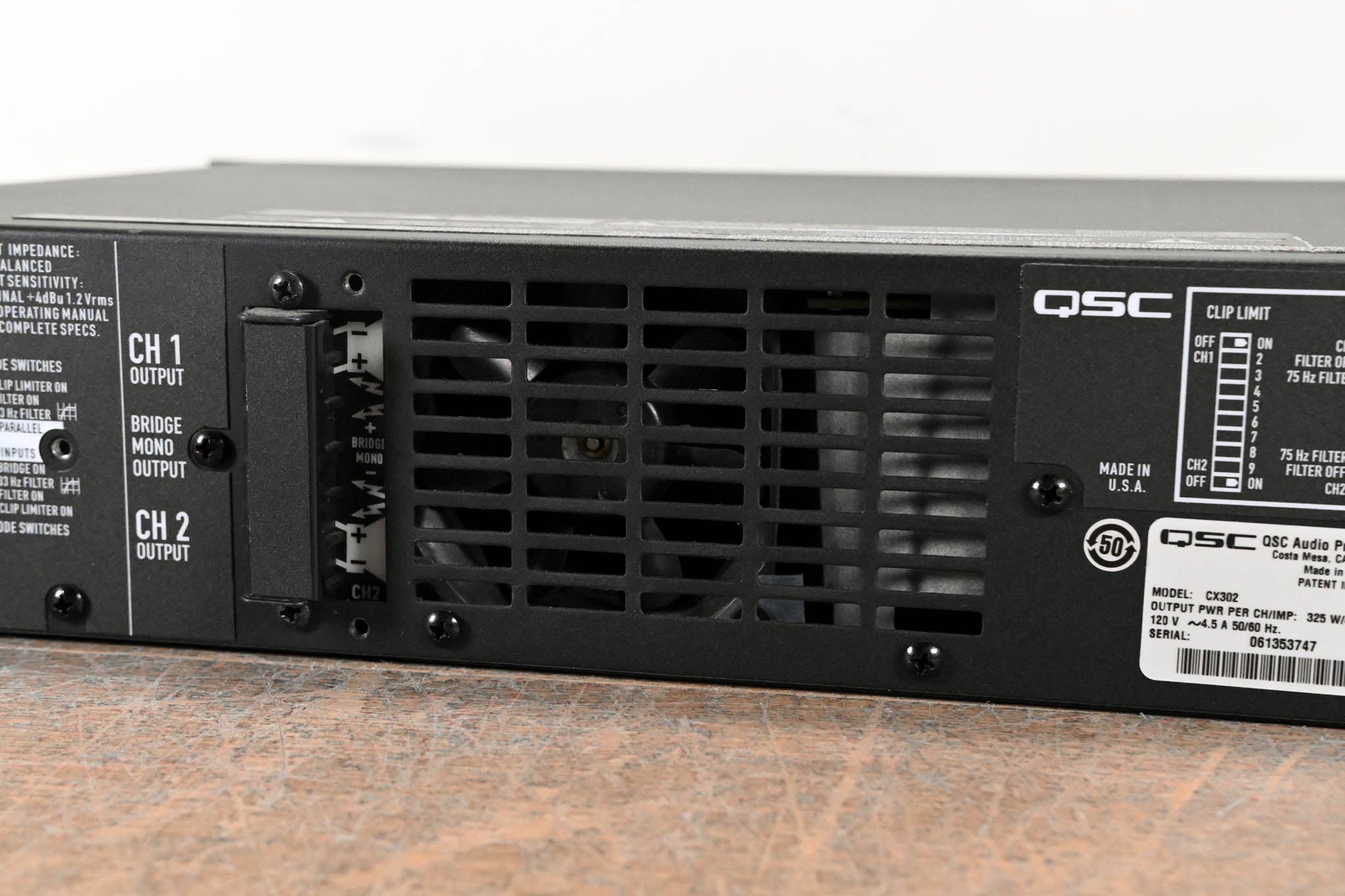 QSC CX302 2-Channel Power Amplifier