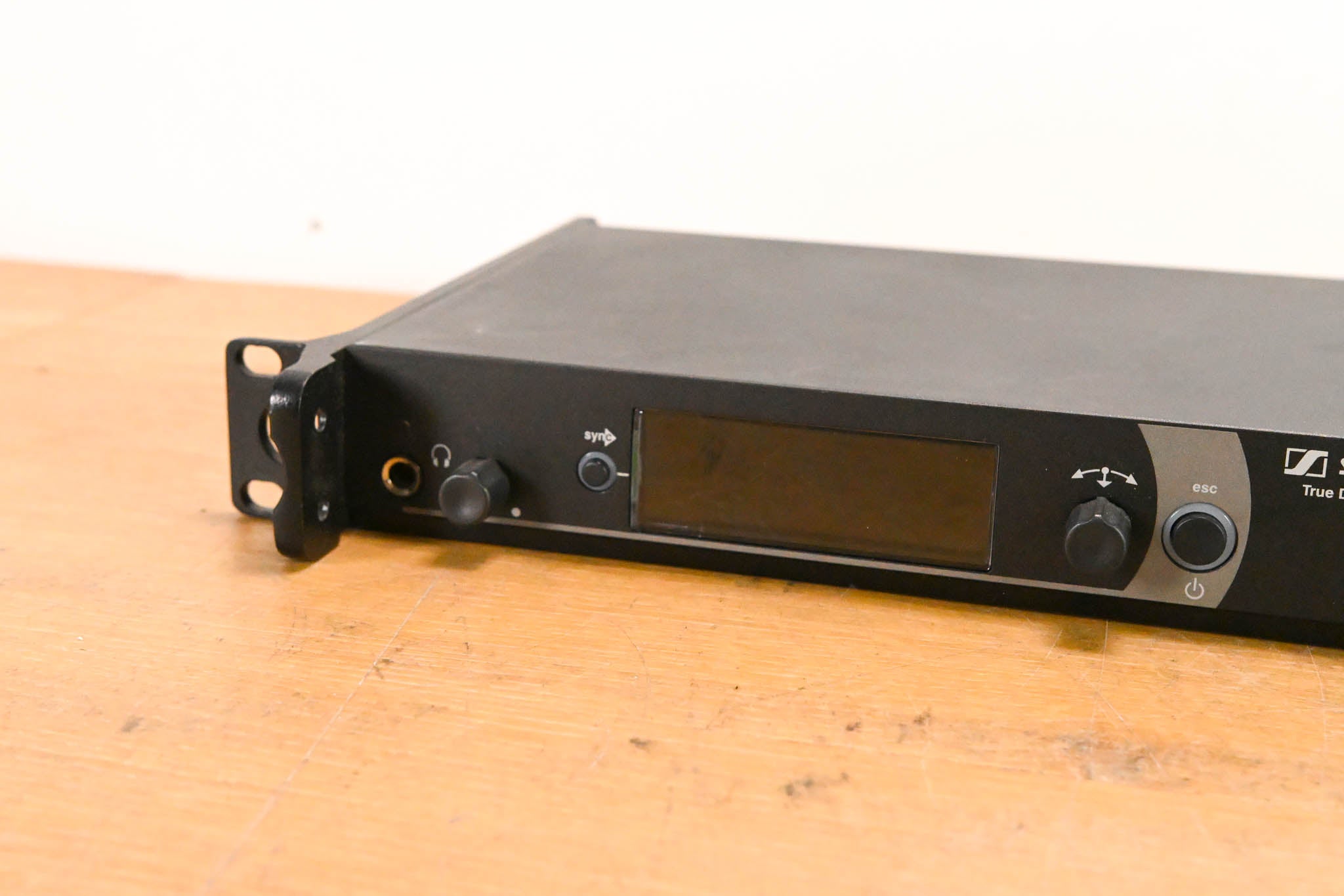 Sennheiser EM 2050 Dual Wireless Receiver - 558-626 MHz