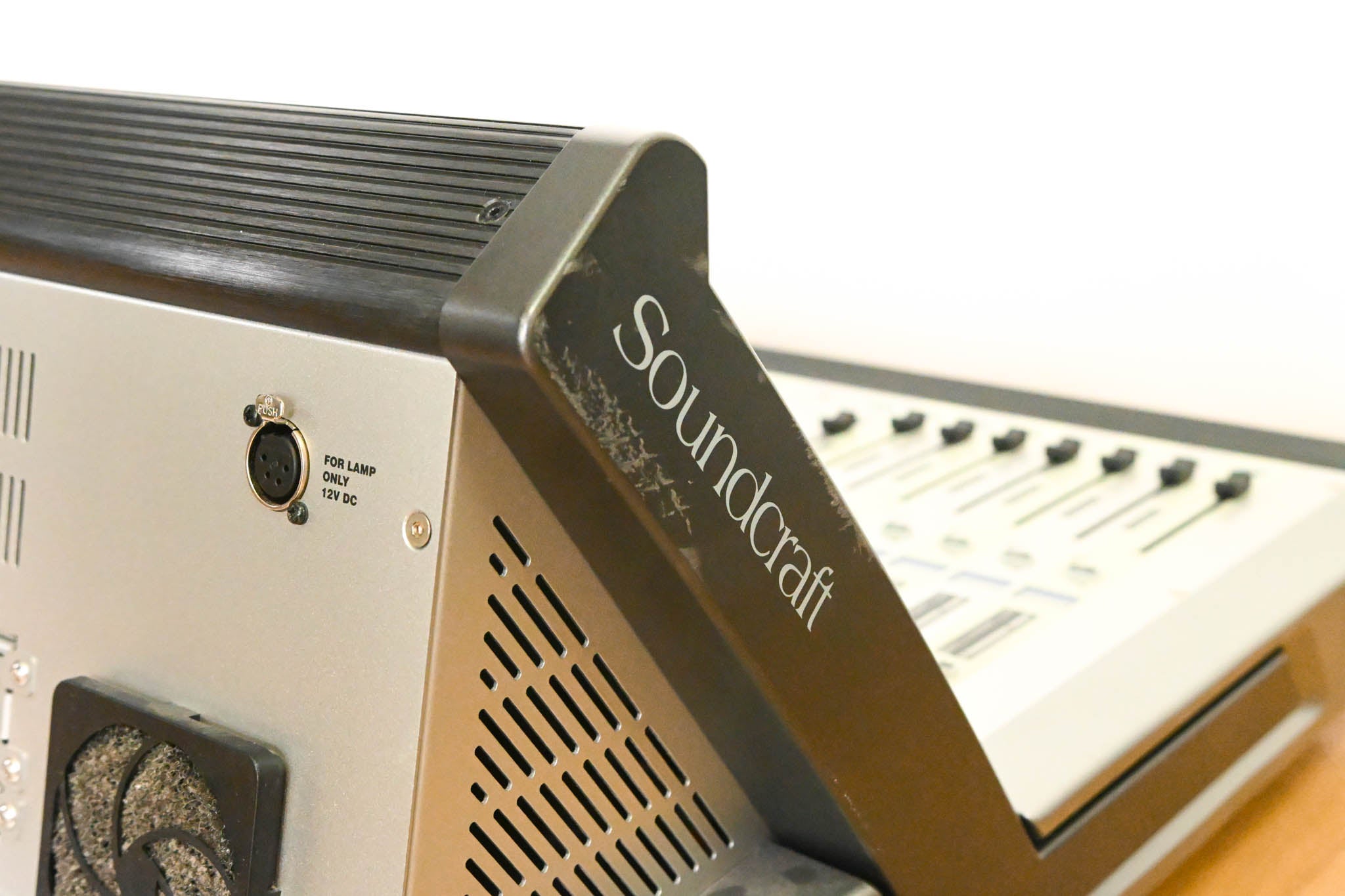 Soundcraft Vi3000 64-Channel Digital Mixing Console