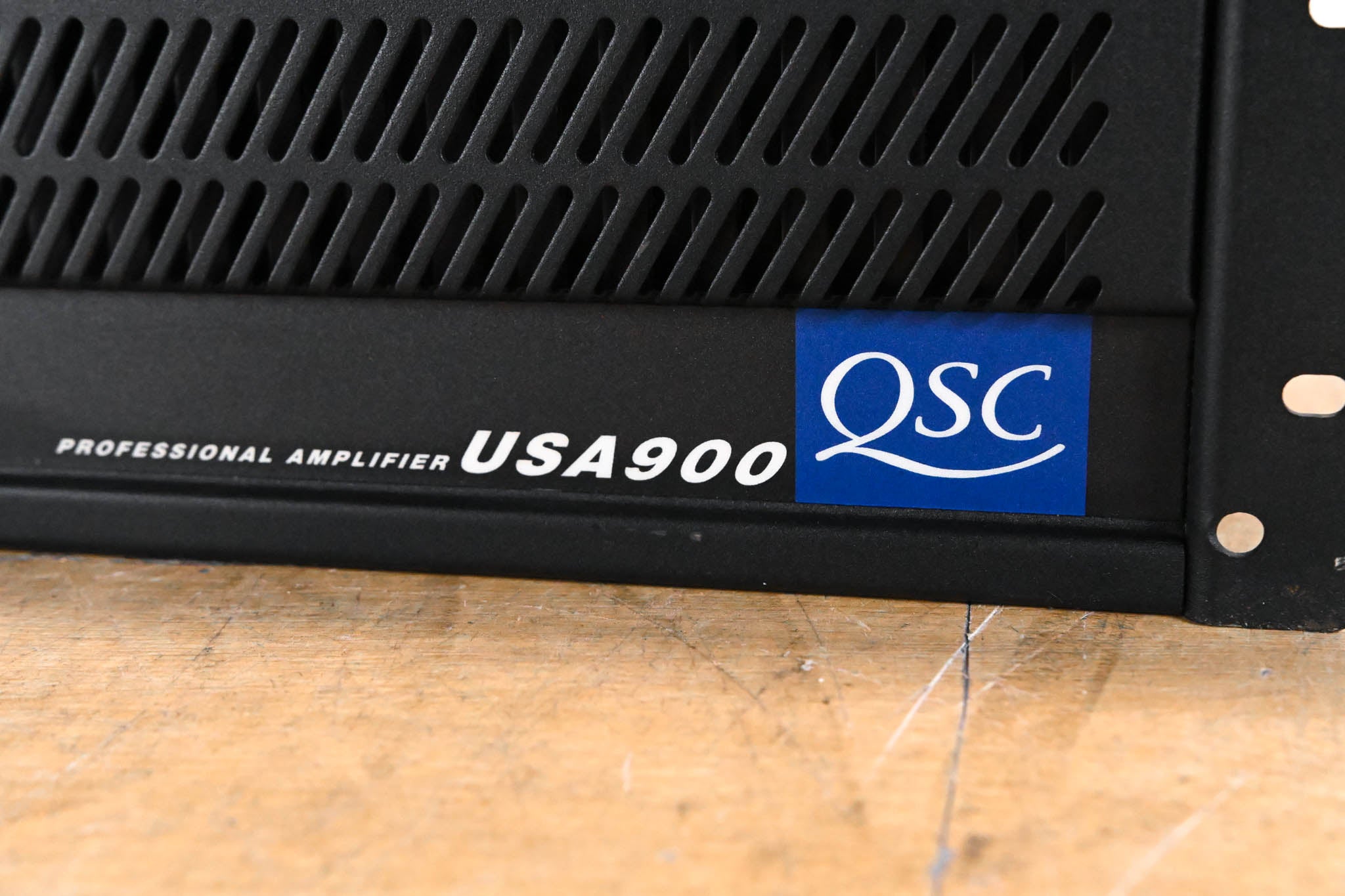 QSC USA 900 2-Channel Power Amplifier