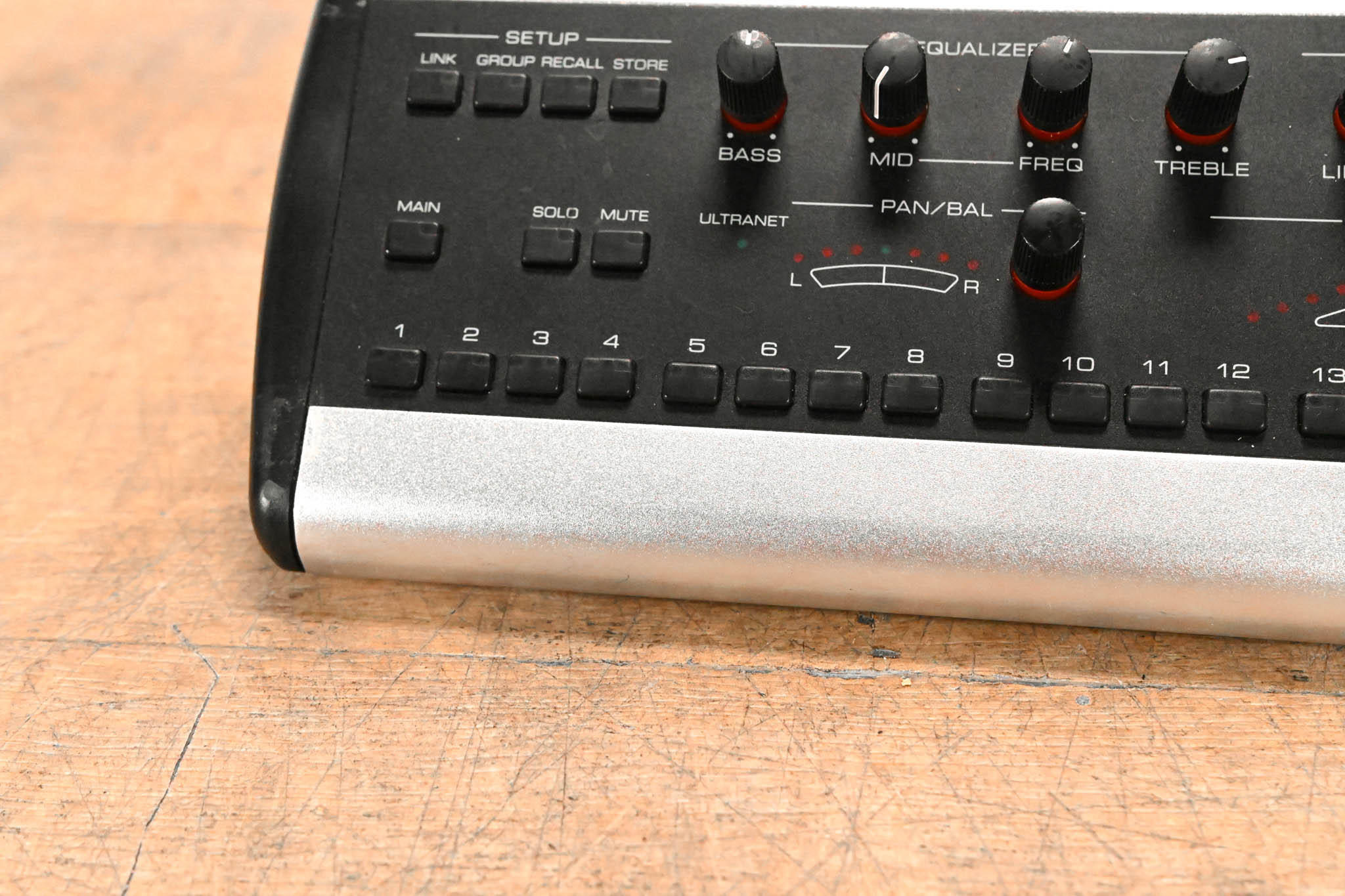 Behringer Powerplay P16-M 16-Channel Digital Personal Mixer