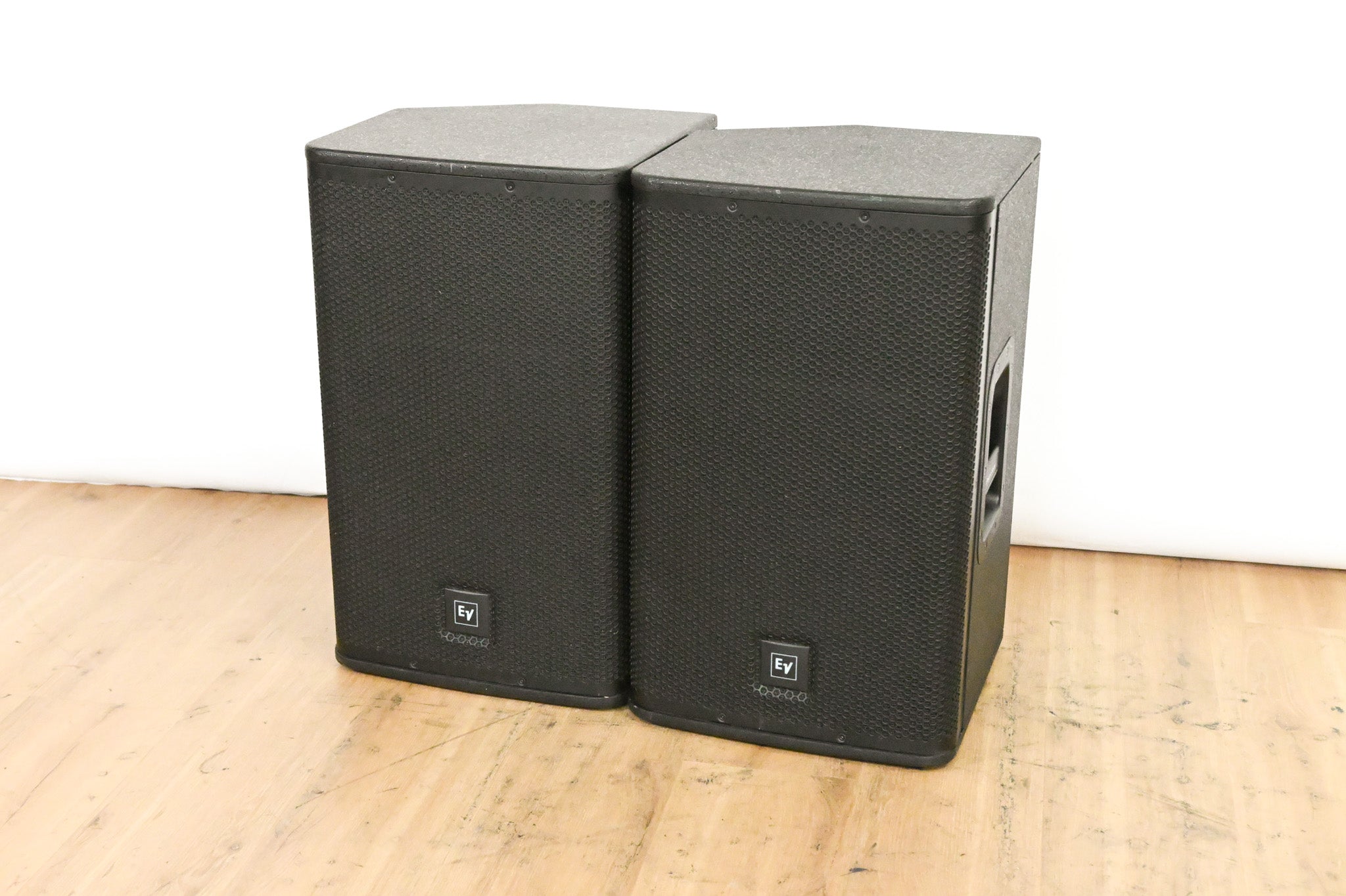 Electro-Voice (EV) ELX112 12" Passive Loudspeaker (PAIR)