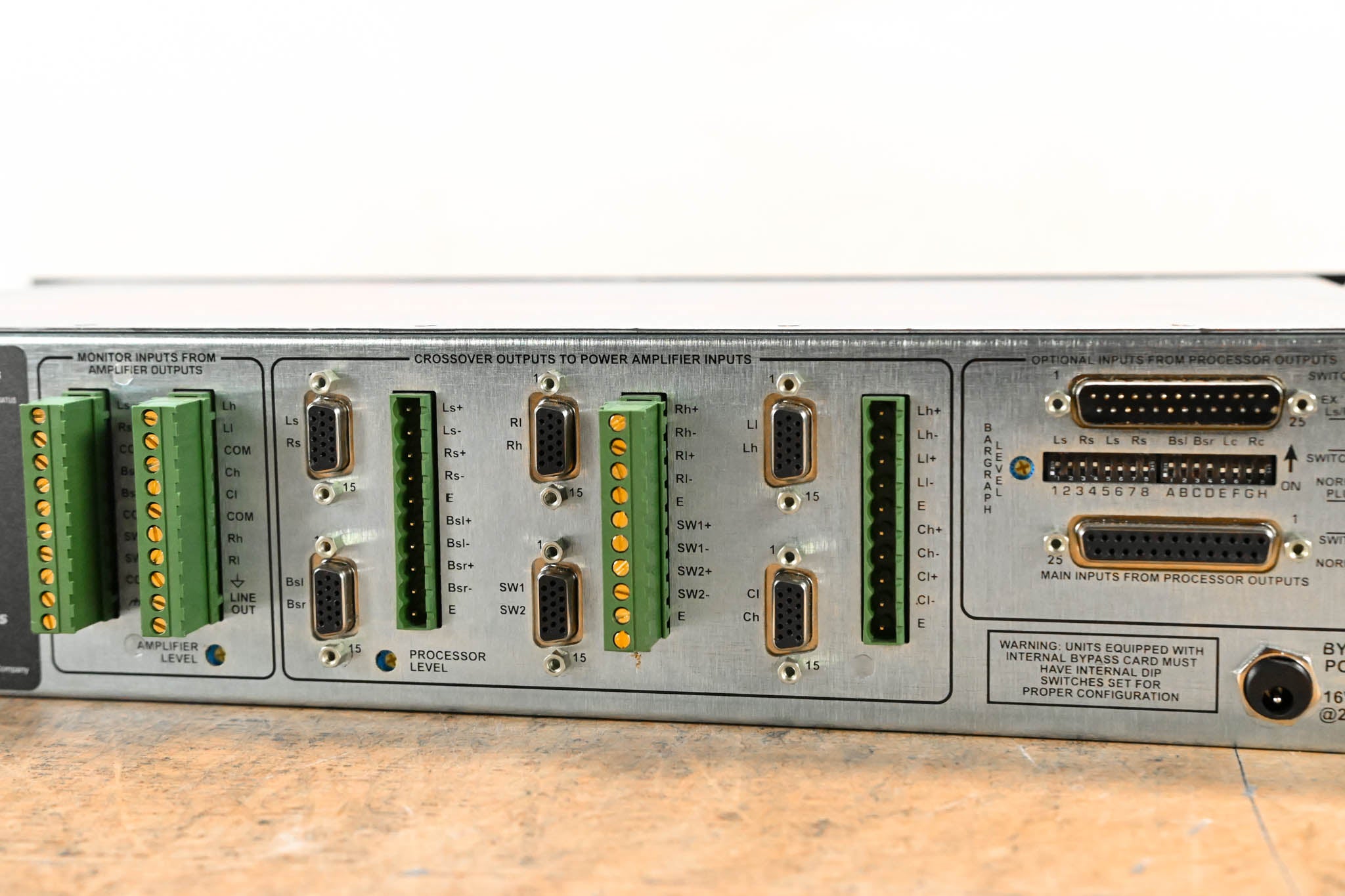 Crown DSi-8M 8-Channel System Monitor