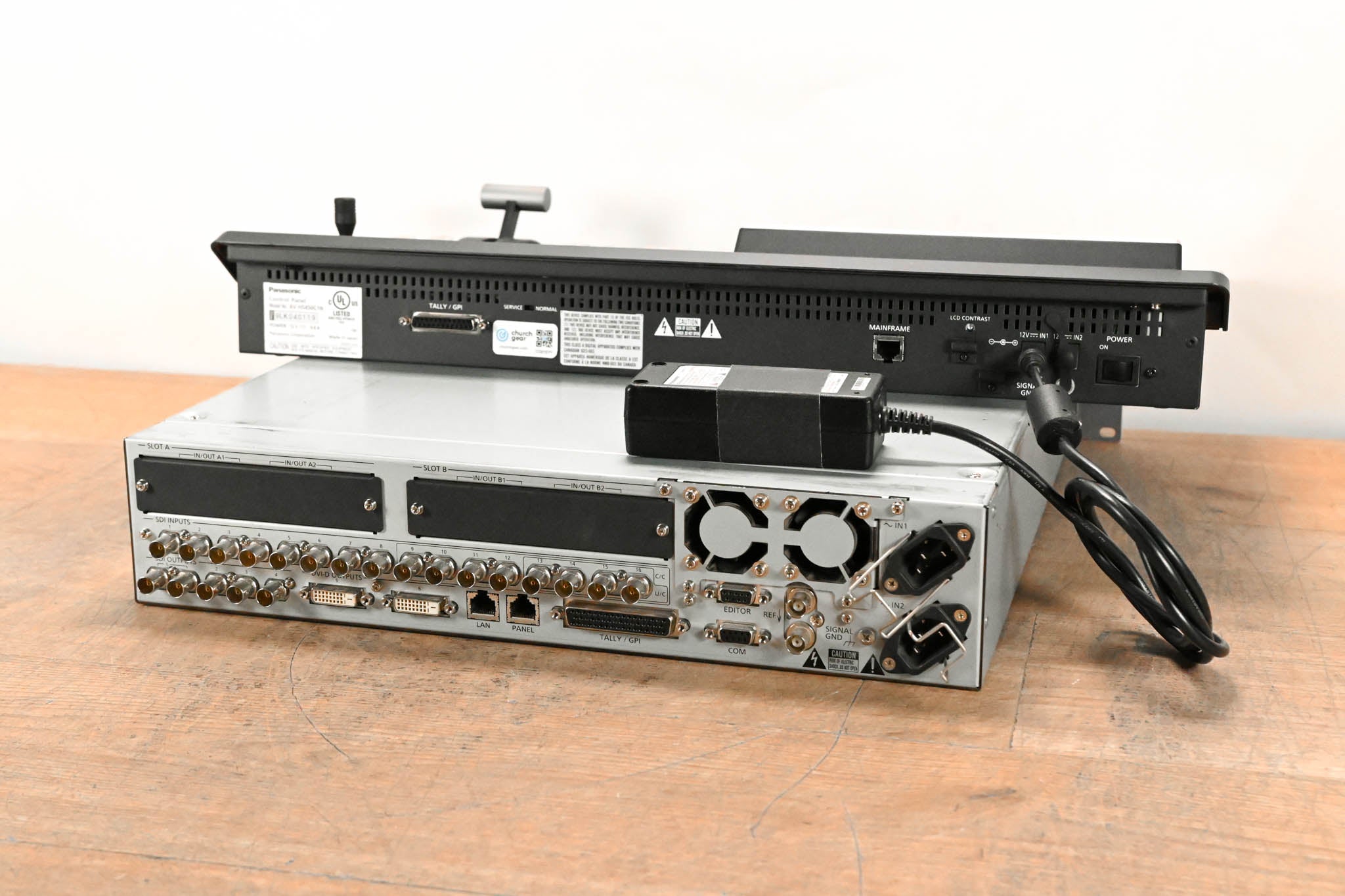 Panasonic AV-HS450 Multi-Format HD/SD 1 M/E Live Switcher