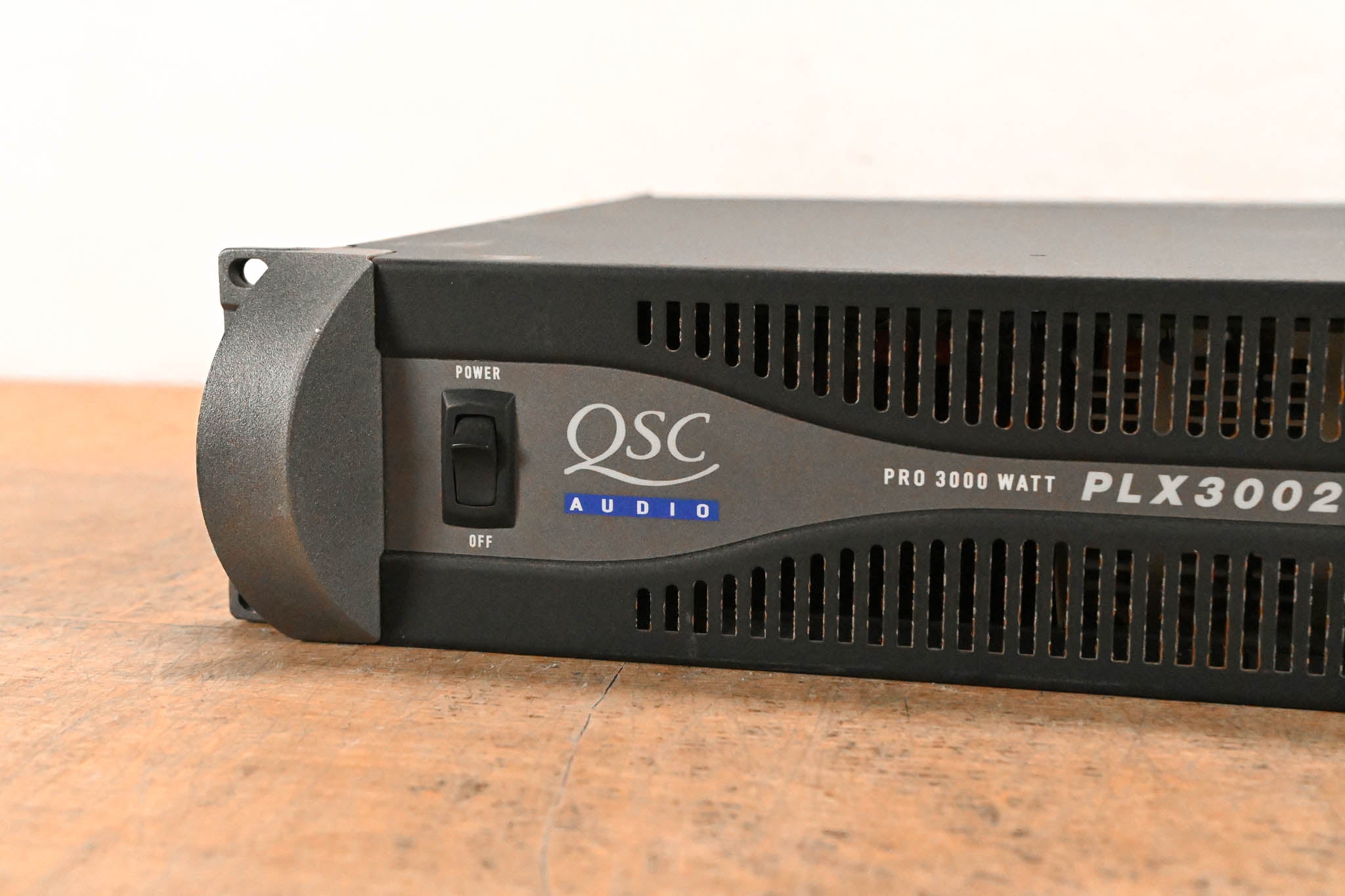 QSC PLX3002 2-Channel Power Amplifier