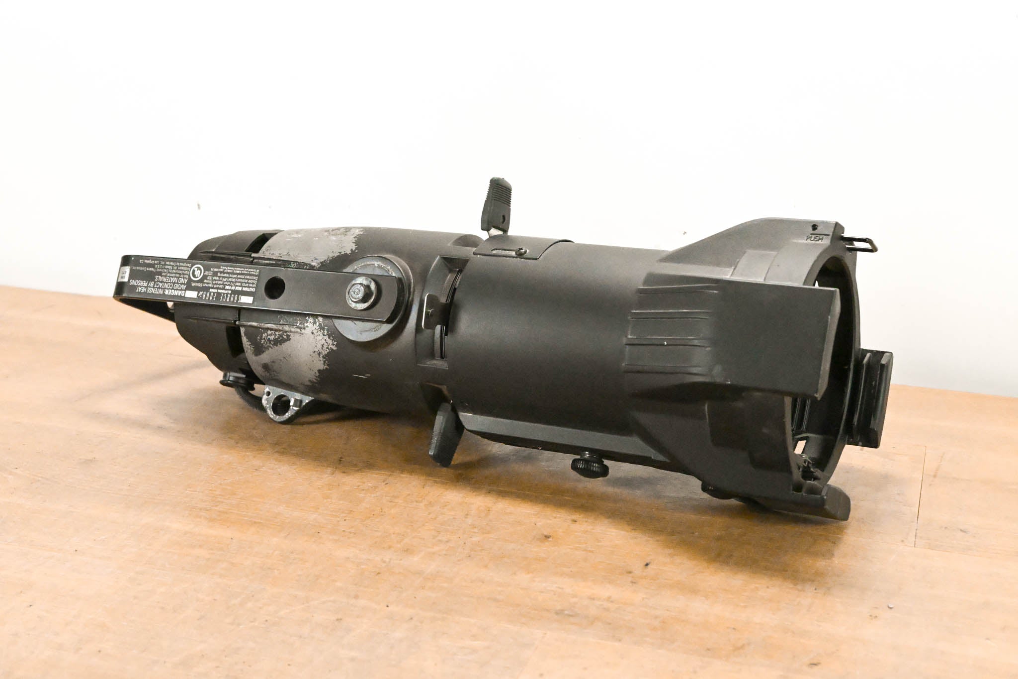 ETC Source Four Jr 25-50 Degree Zoom 575 Ellipsoidal Light