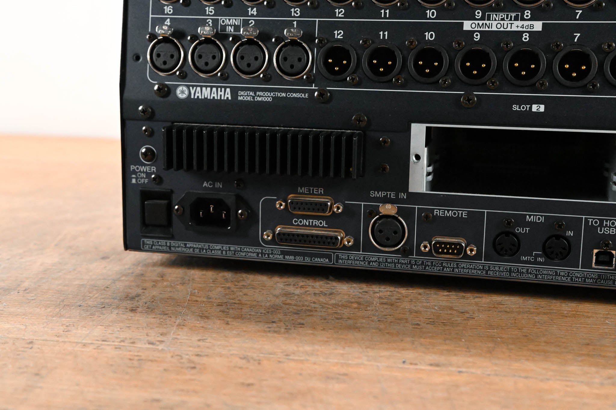 Yamaha DM1000 48-Channel Digital Audio Mixing Console