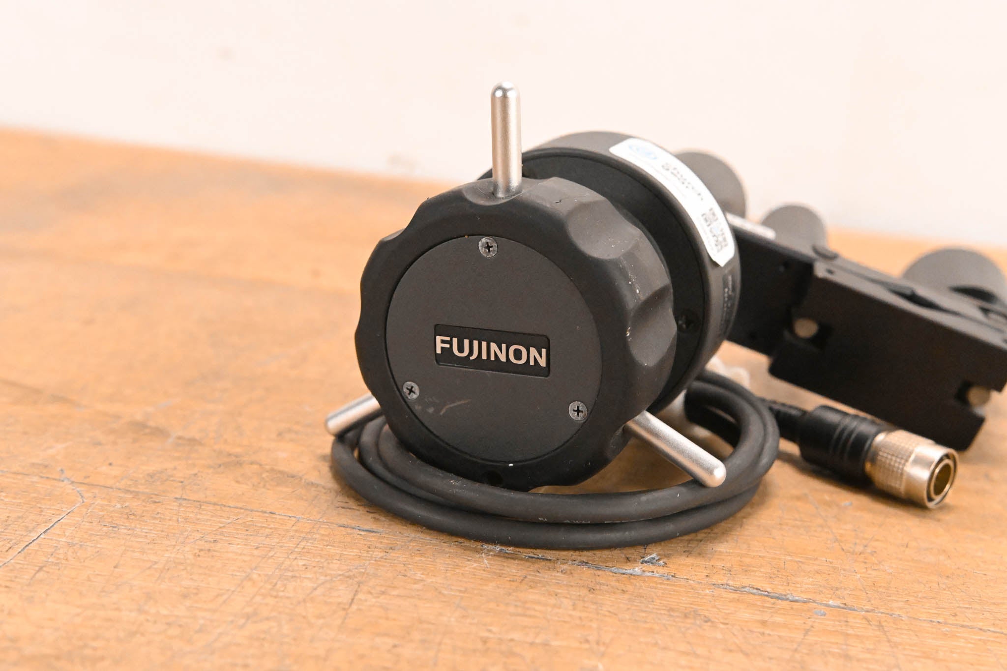 Fujinon EPD-21A-A02 Focus Demand with MCA-7 Mounting Clamp