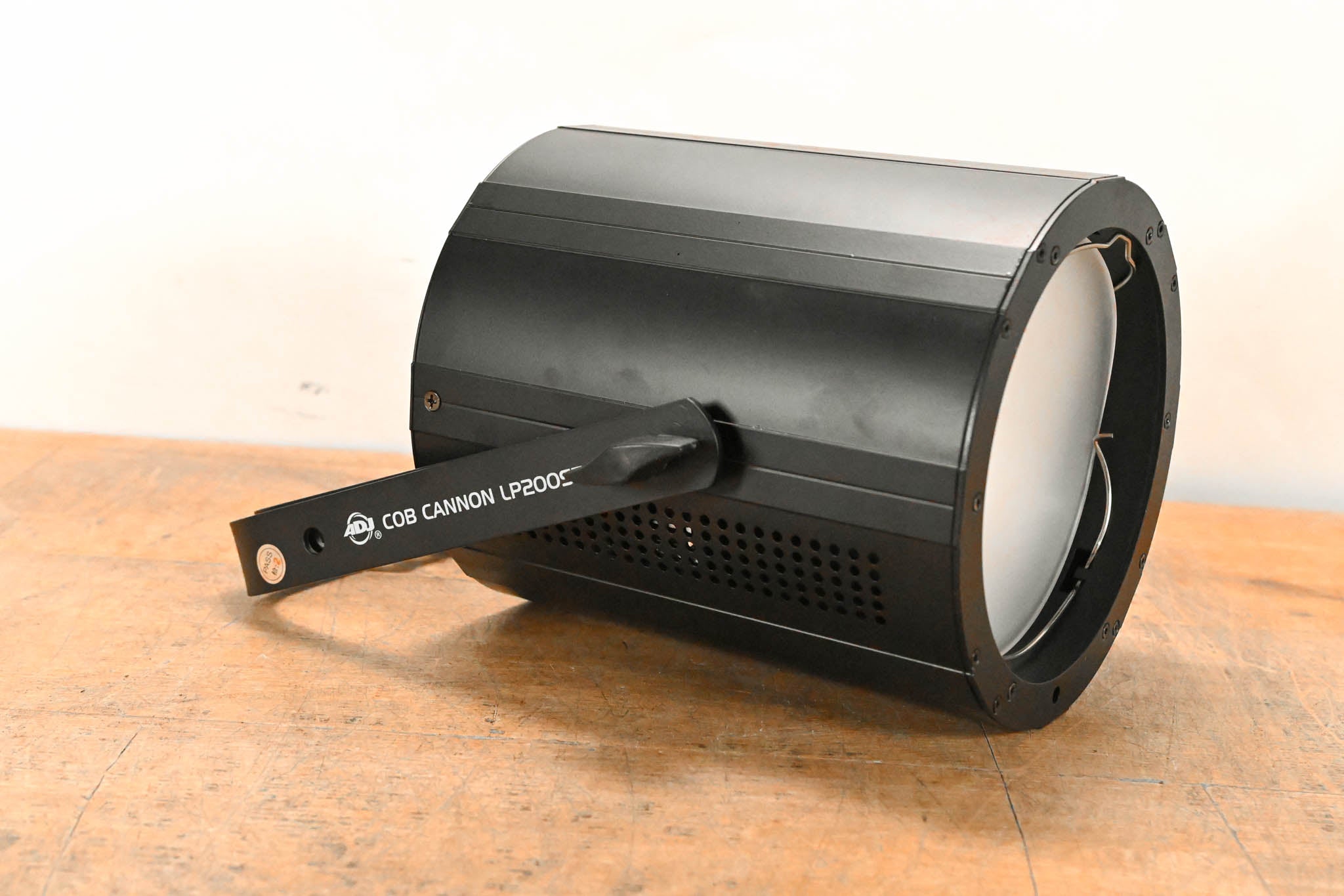 ADJ COB Cannon LP200ST 200W Chip On Board Color Mixing Wash Fixture