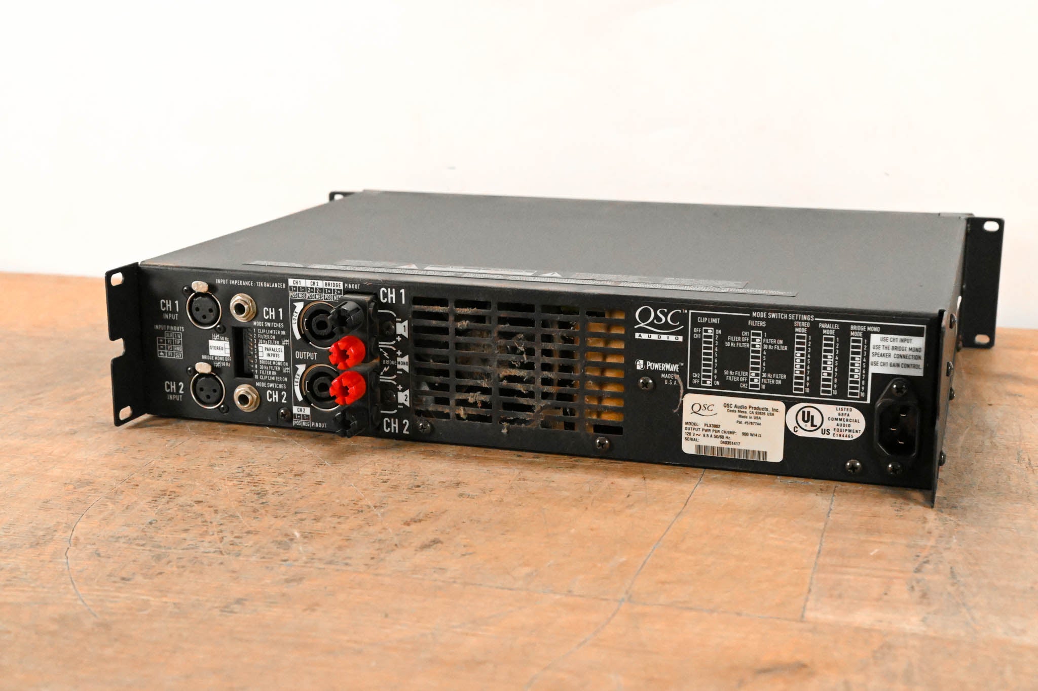 QSC PLX3002 2-Channel Power Amplifier