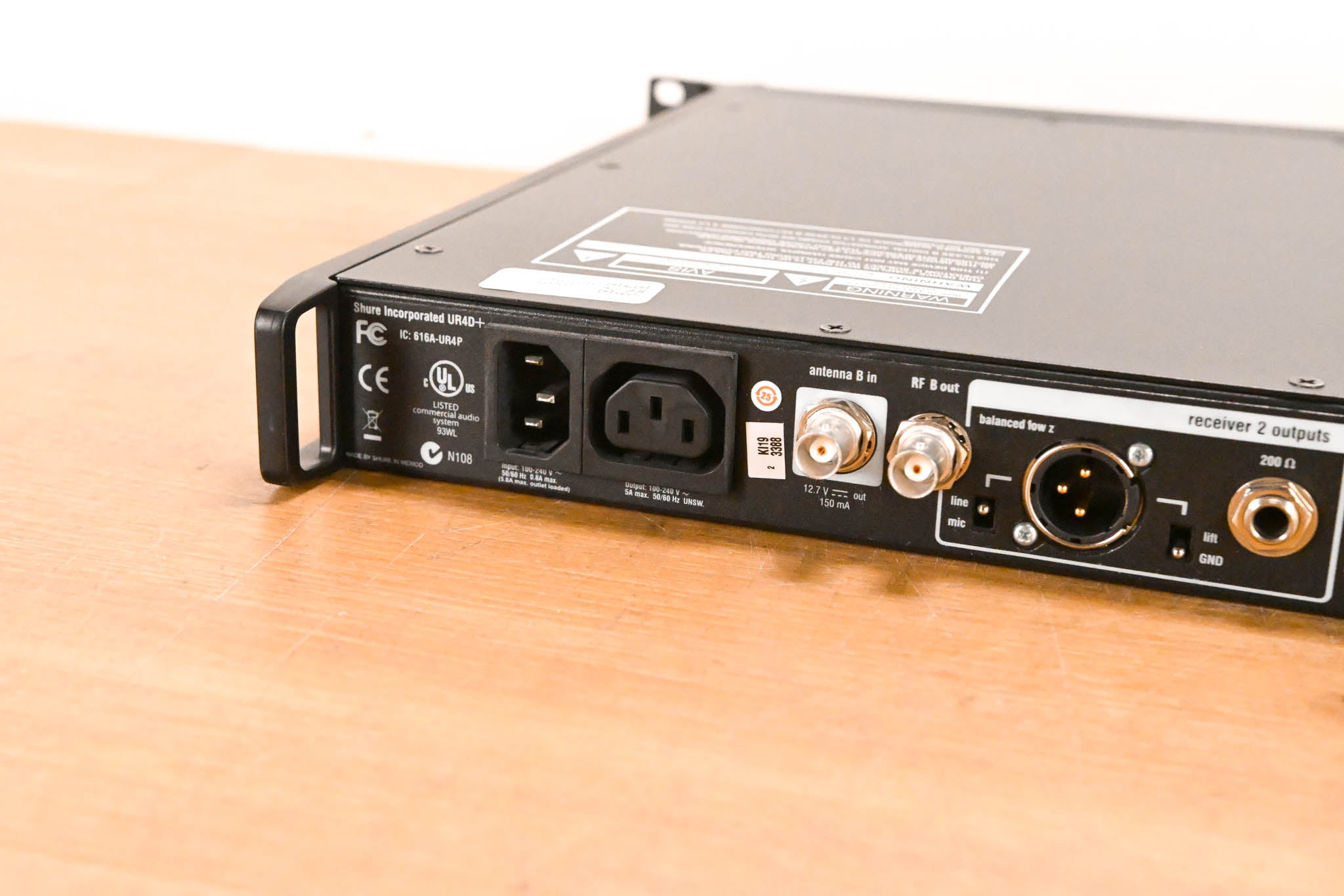 Shure UR4D+ Wireless Receiver w/UR1 Bodypack & UR2/BETA58A Mic - H4 Band
