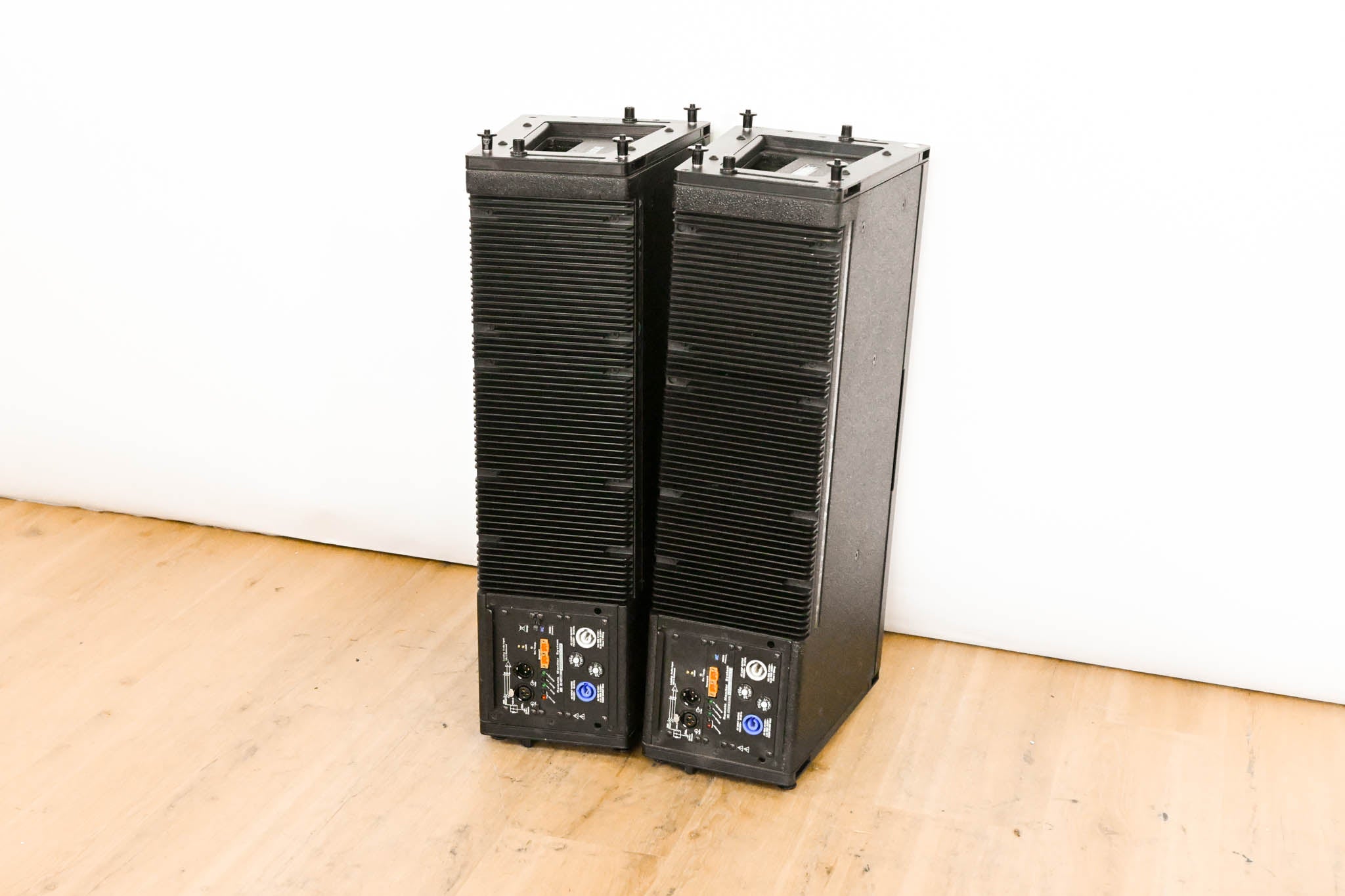 Meyer Sound M'elodie High-Power Curvilinear Array Loudspeaker (PAIR)