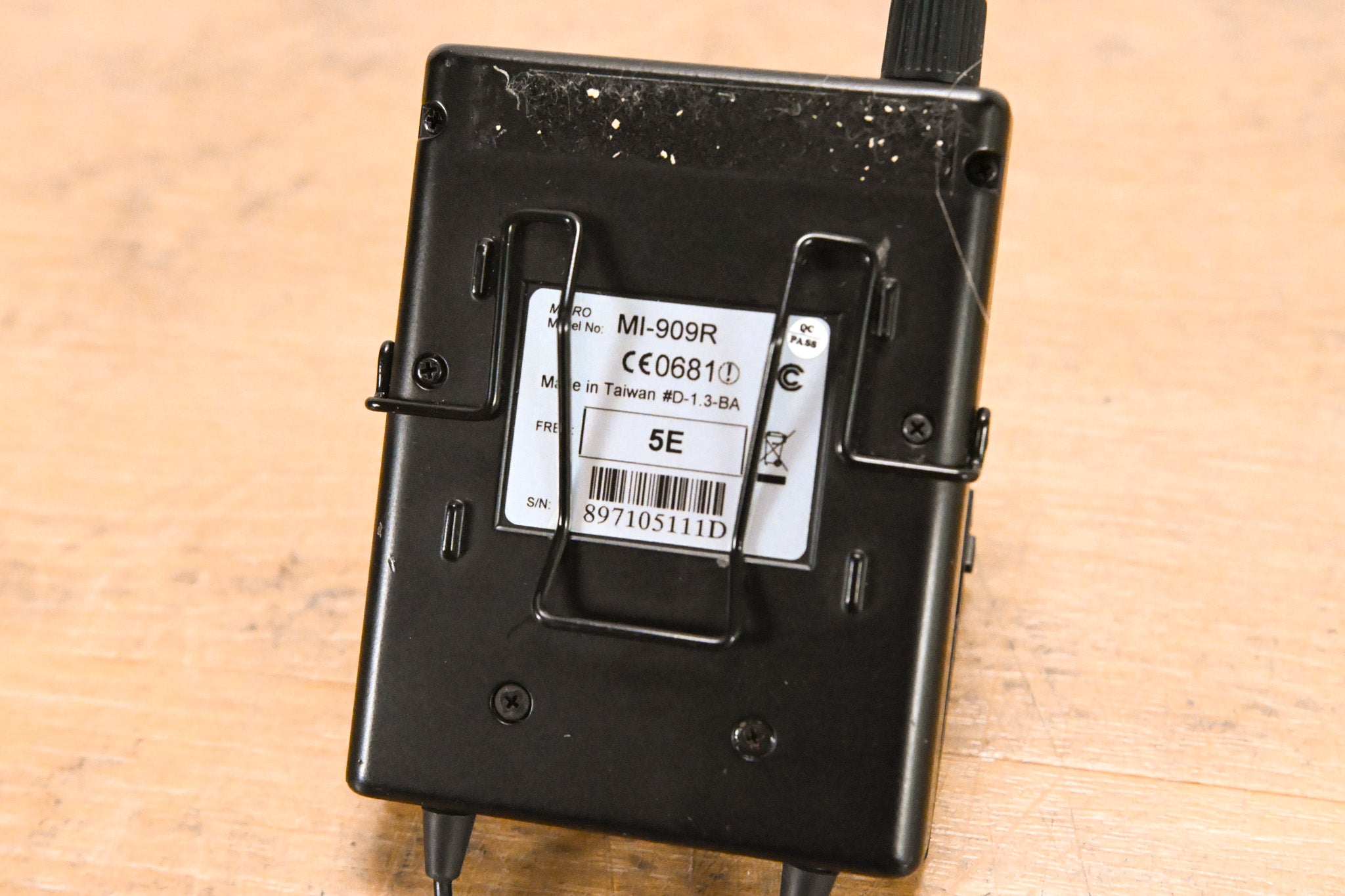 Mipro MI-909T/R Digital IEM System - 5E Range: 480-544 MHz (NO PSU)