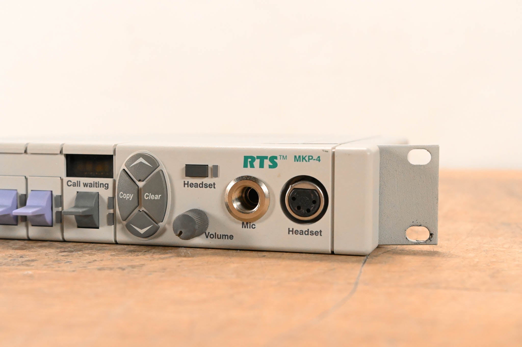 RTS MKP-4 4-Position Rackmount/Desktop Keypanel  - 4 pin