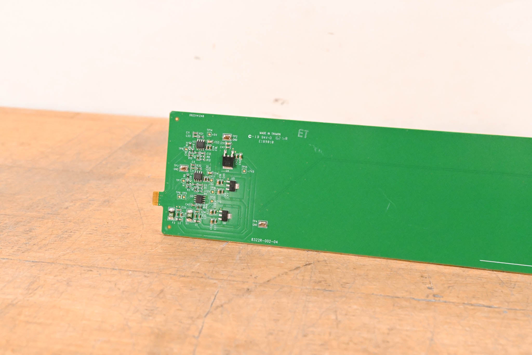 OpenGear GFC-8322 Reference Distribution Card