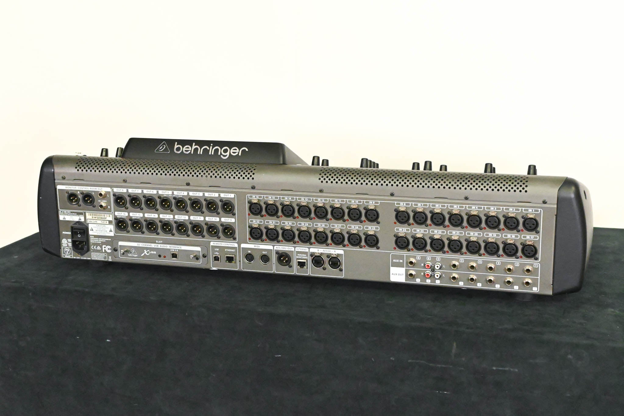 Behringer X32 40-Channel Digital Mixing Console