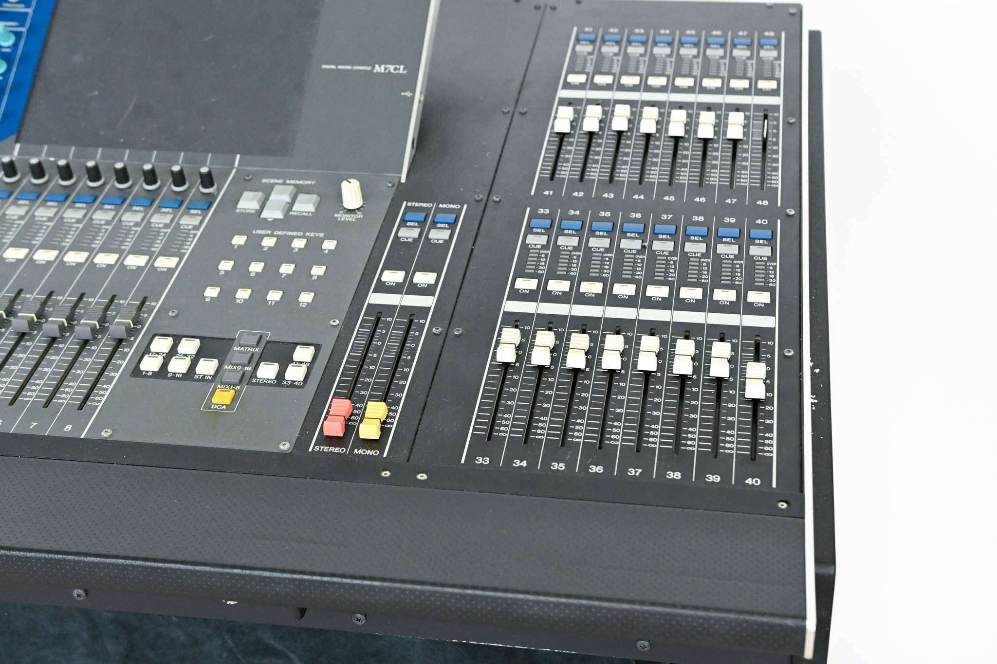 Yamaha M7CL-48 48-Channel Digital Audio Mixing Console