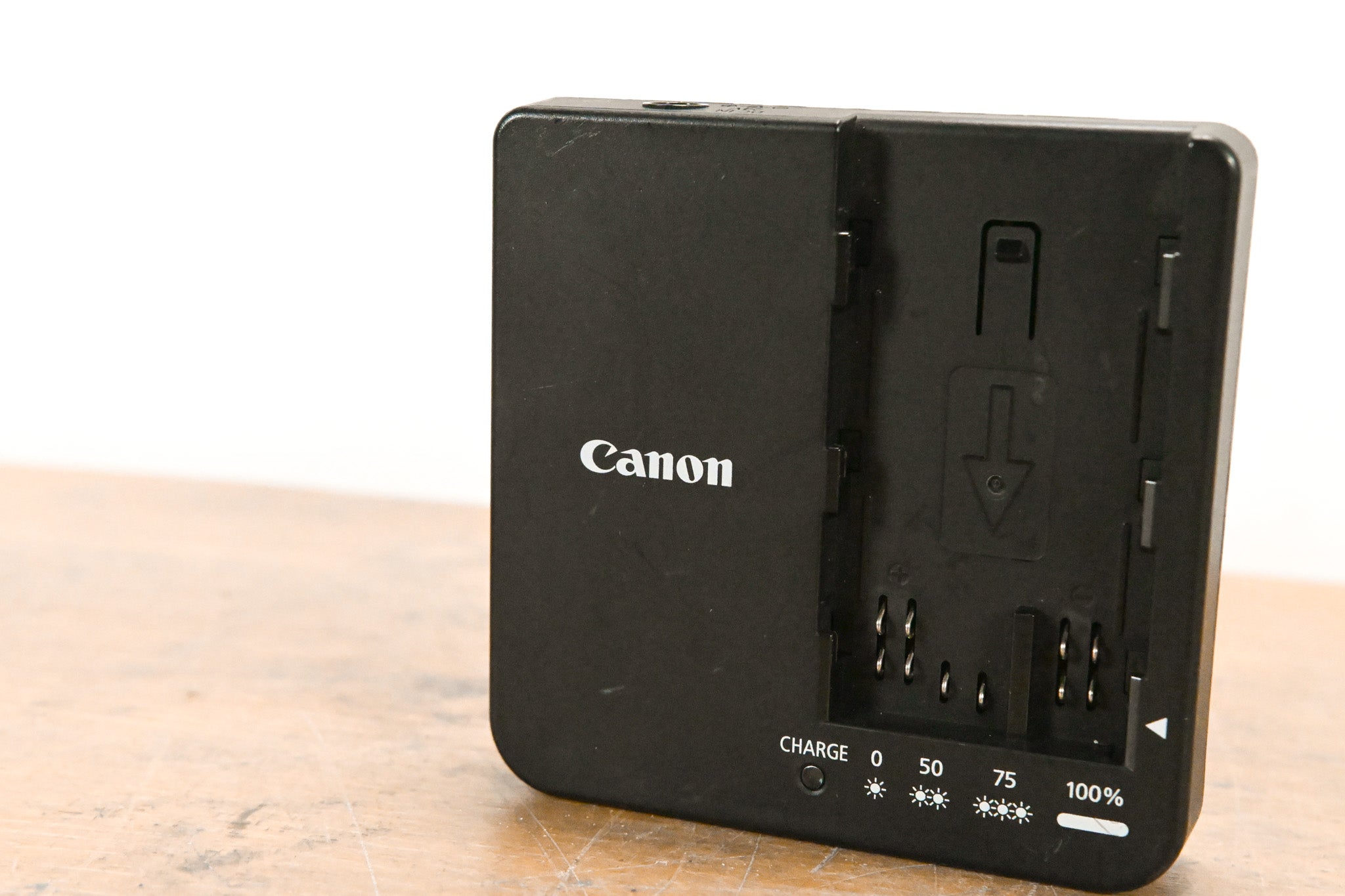 Canon CG-A20 Battery Charger (NO POWER SUPPLY)