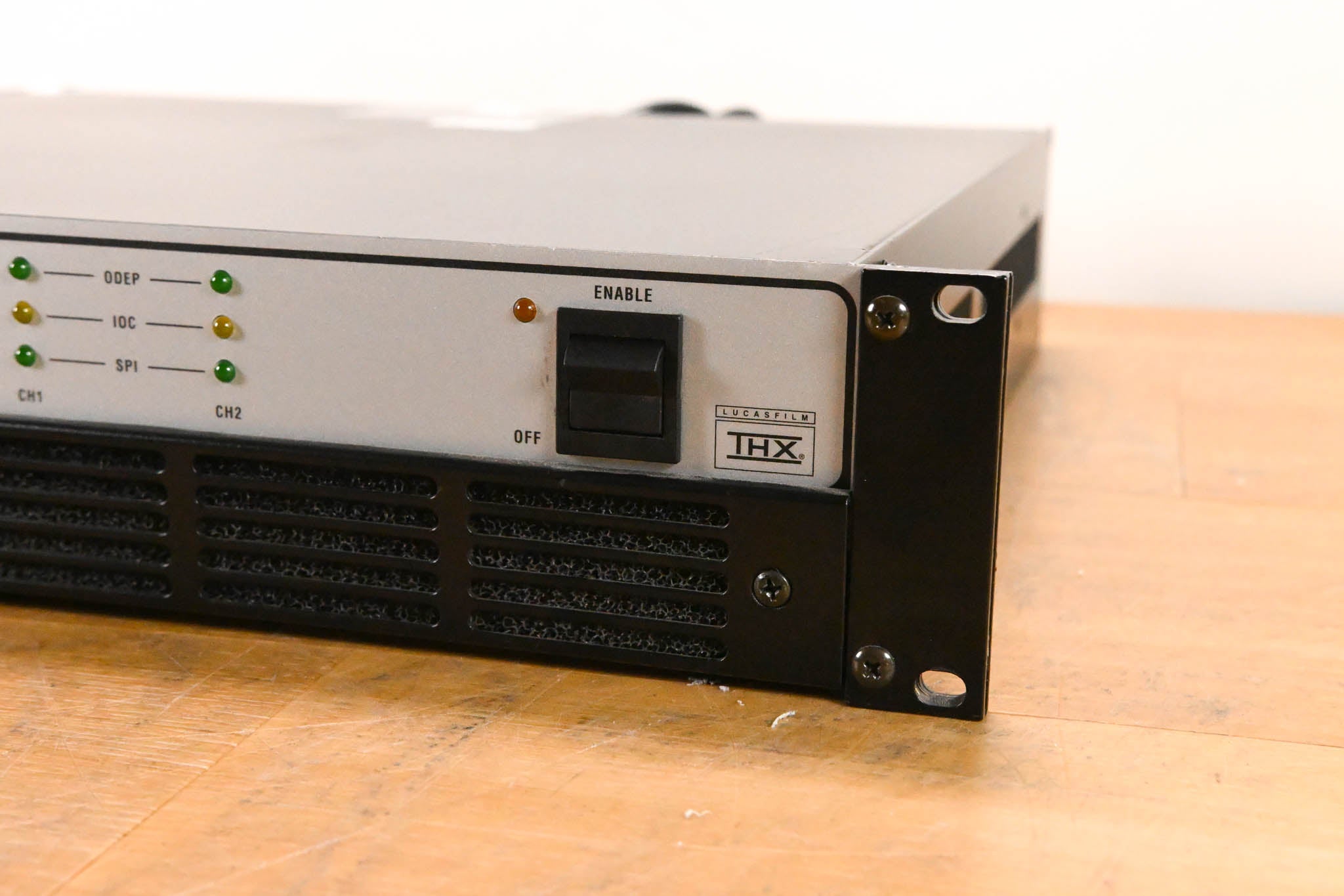 Crown Com-Tech 400 2-Channel Power Amplifier