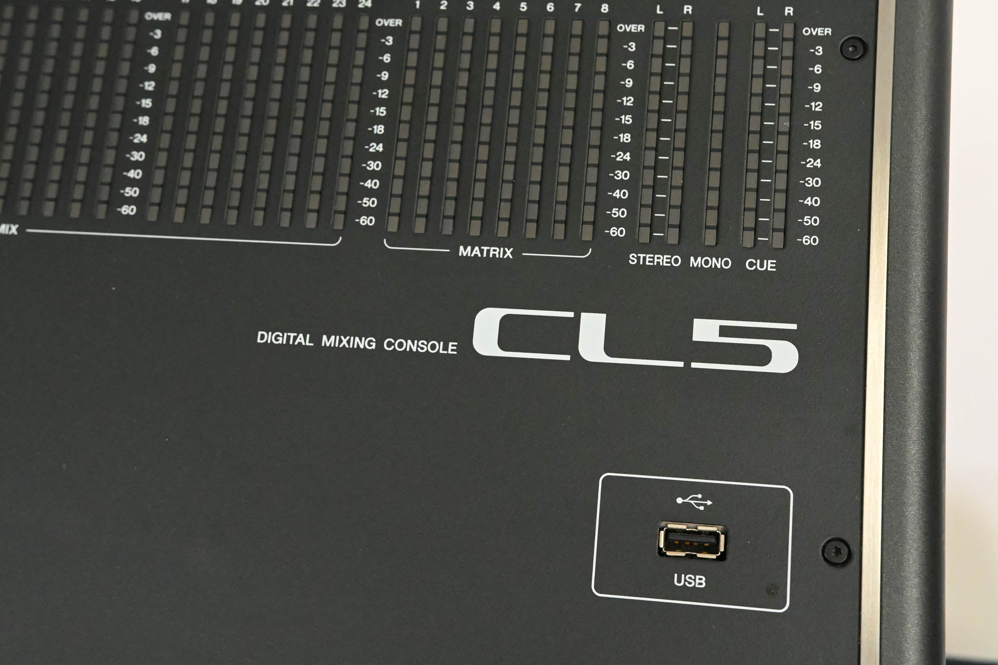Yamaha CL5 72-Channel Digital Mixing Console
