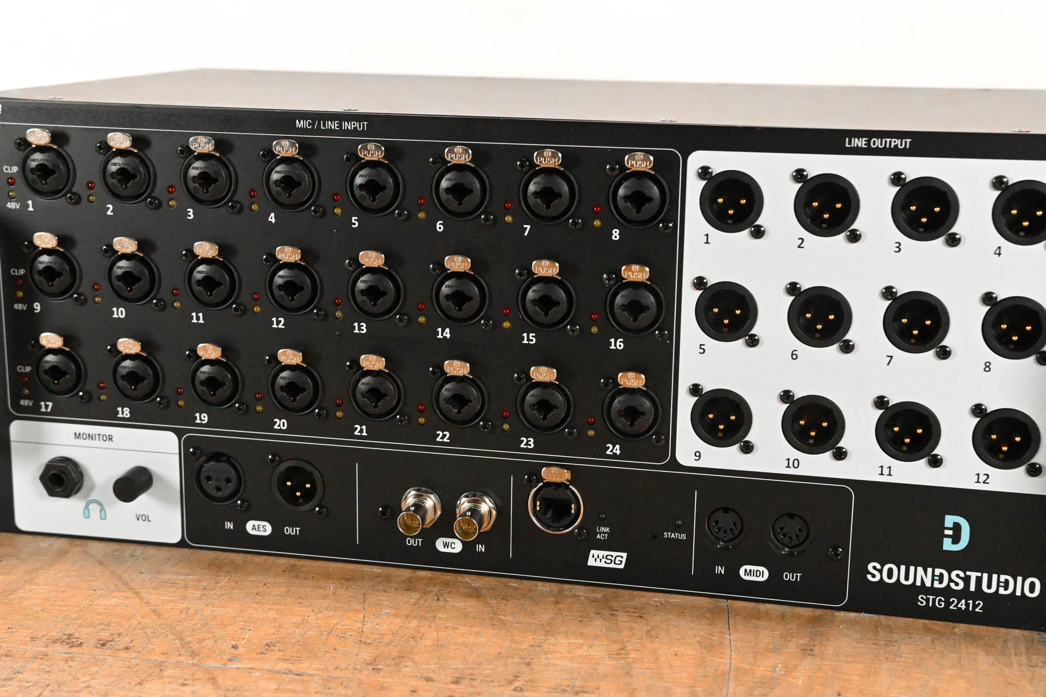 Waves SoundStudio STG-2412 3U 24x12 Stagebox for the eMotion LV1 Mixer