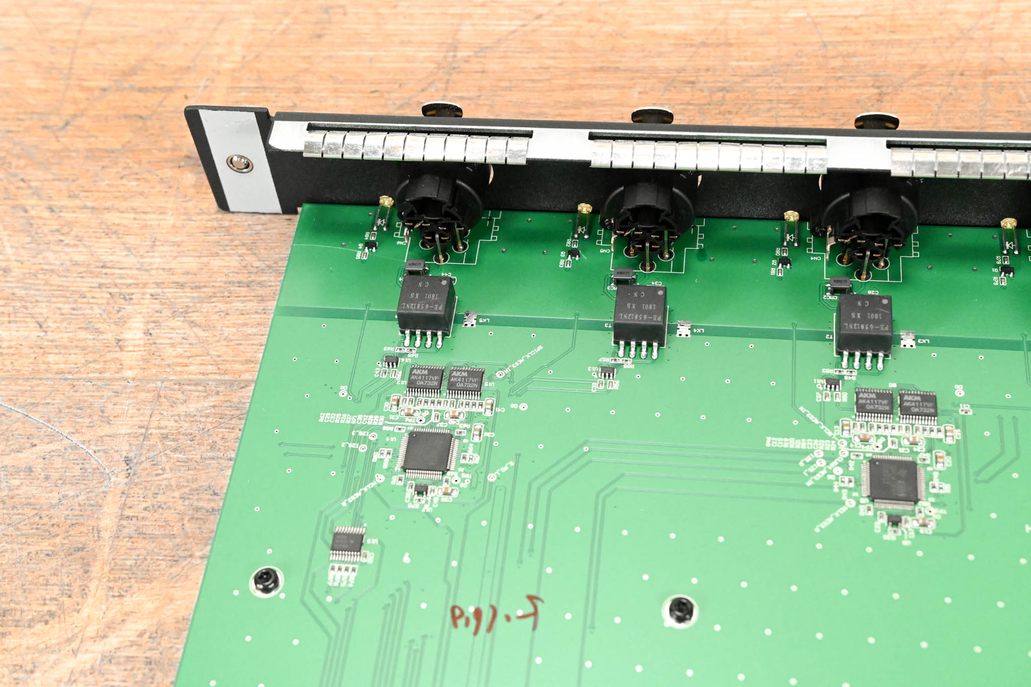 Allen & Heath M-DIN 8-Channel AES3 Digital Input Module