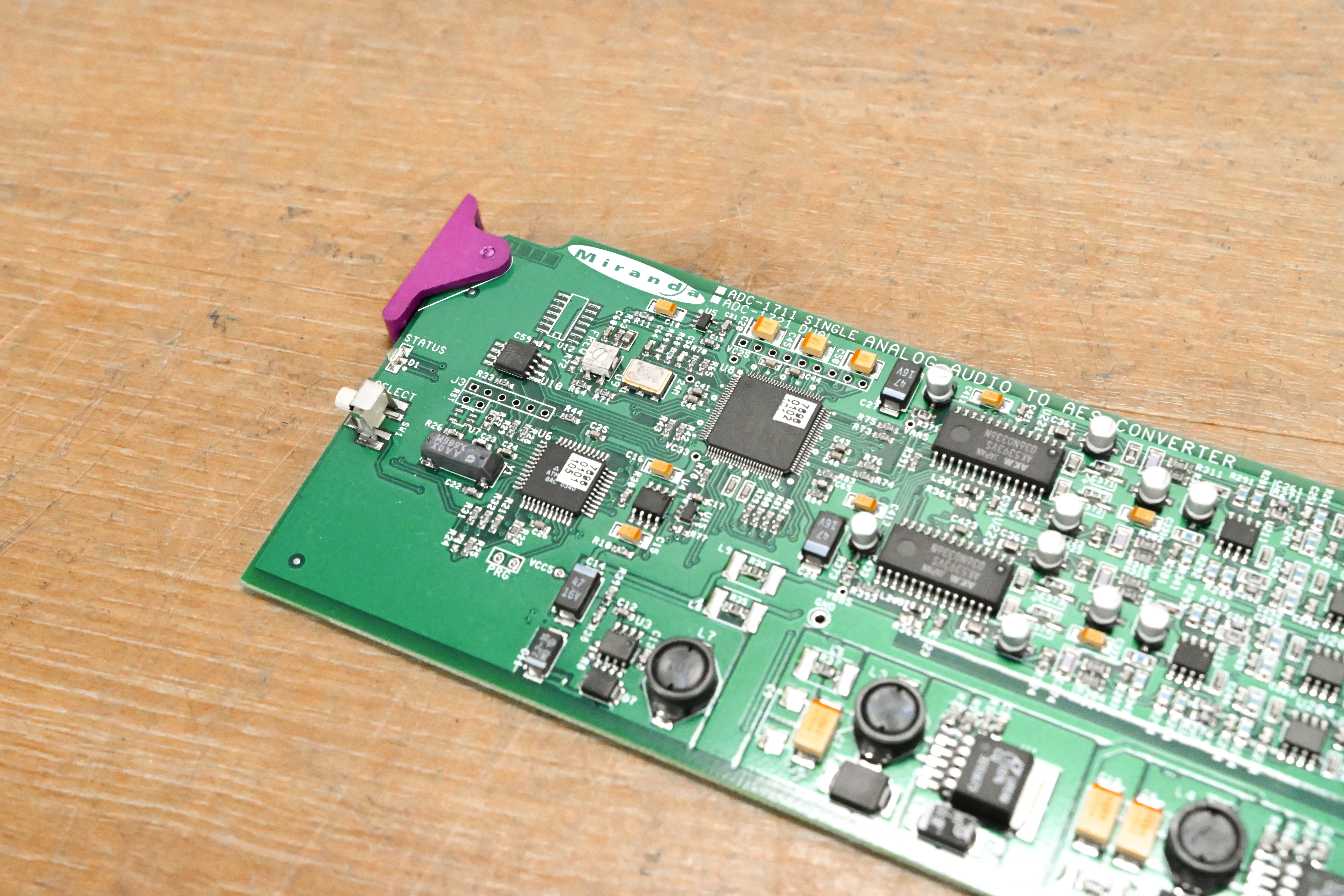 Miranda ADC-1721 Dual Analog Audio to AES Converter
