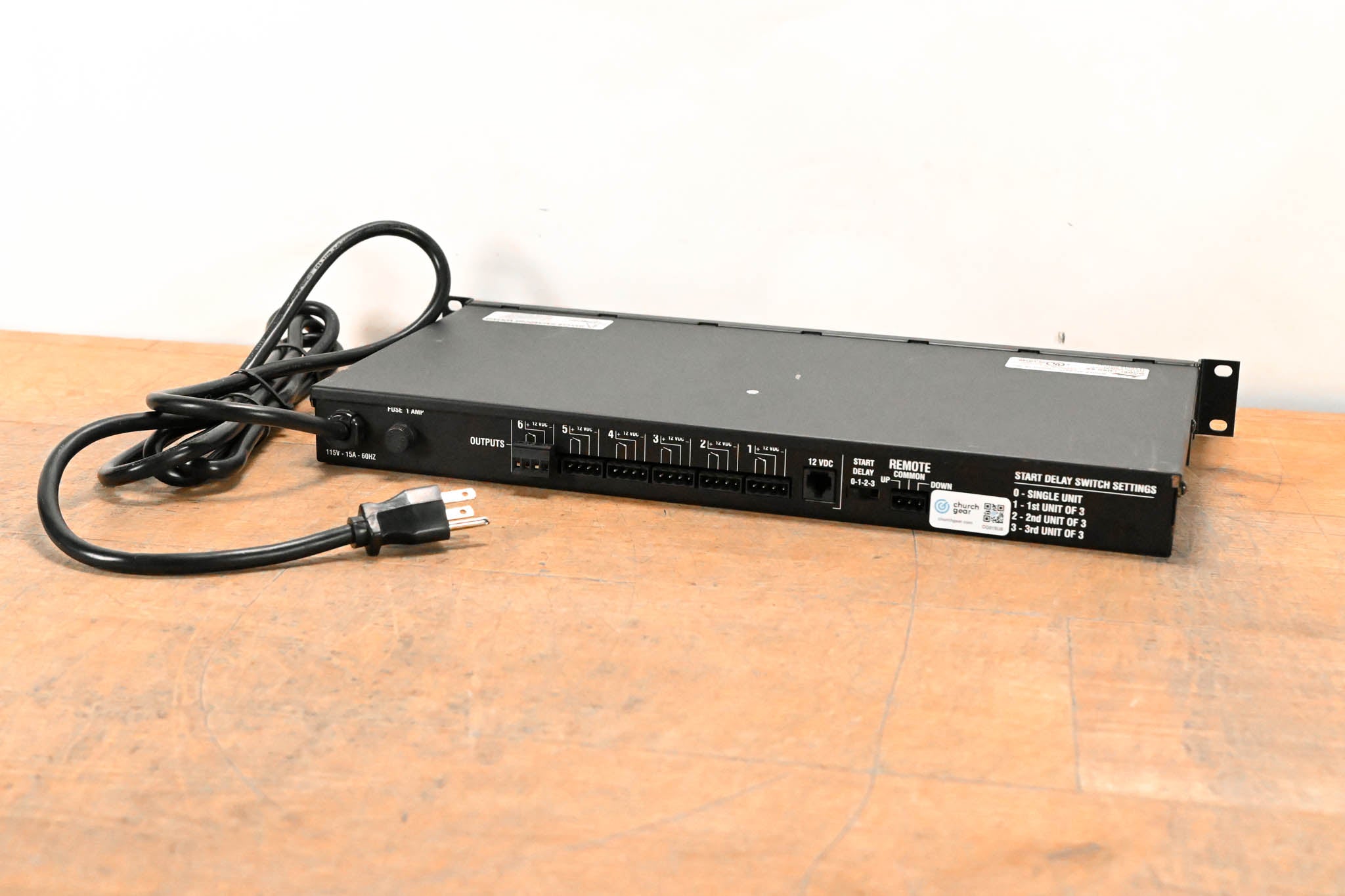 Middle Atlantic USC-6R Power Sequencer Rackmount Power Conditioner