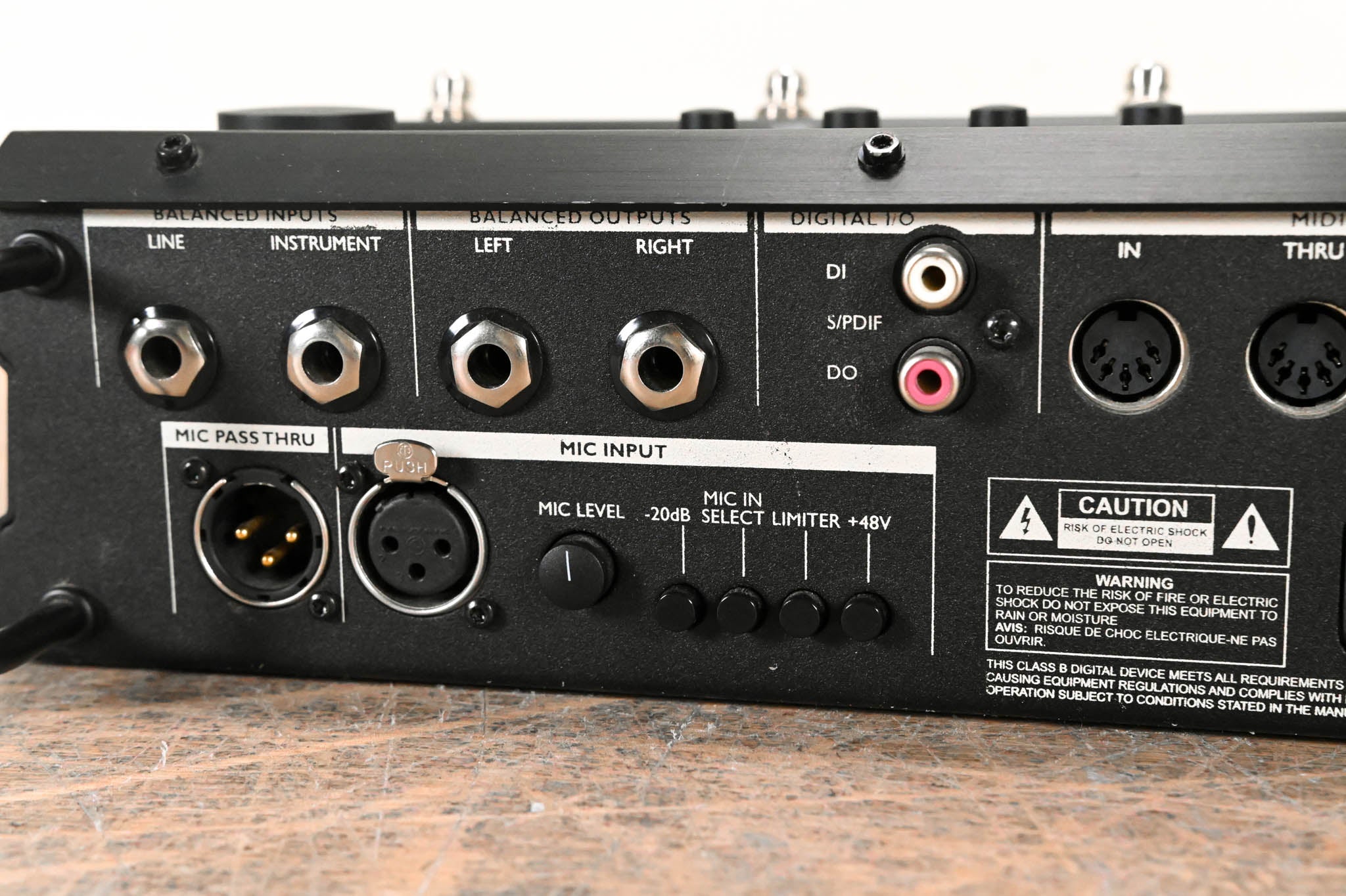 TC Helicon VoiceLive Harmony, Correction, and Effects Processor