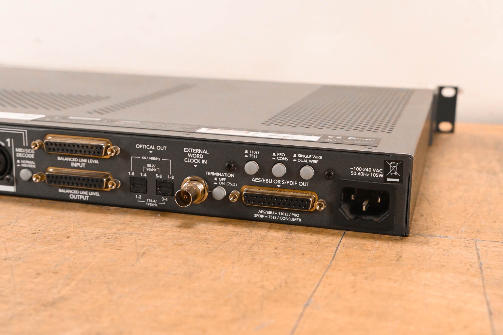 Mackie ONYX-800R 8-Channel Analog Mic Preamp w/ 192kHz Digital Output