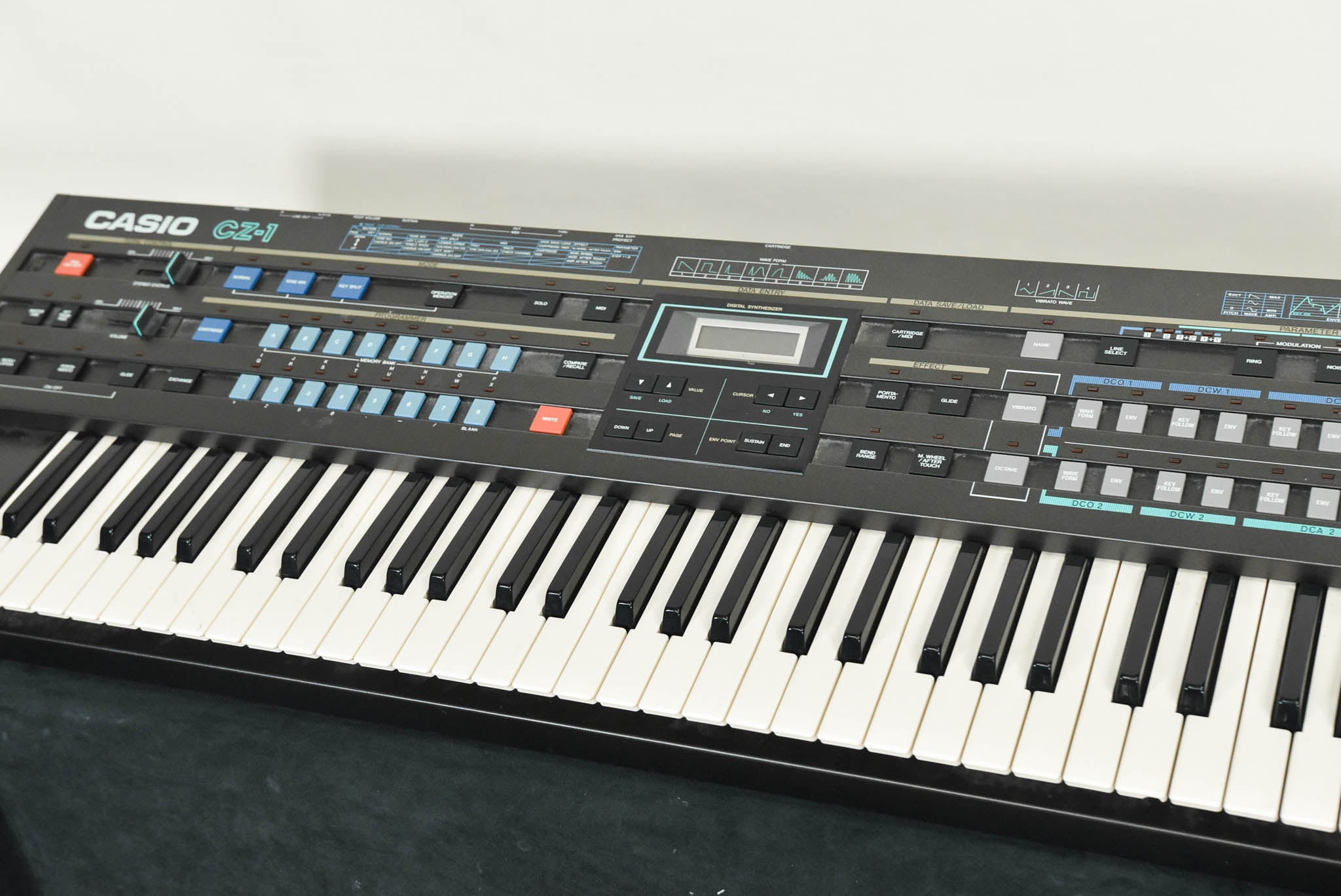 Casio CZ-1 61-Key Keyboard Synthesizer with Carrying Case