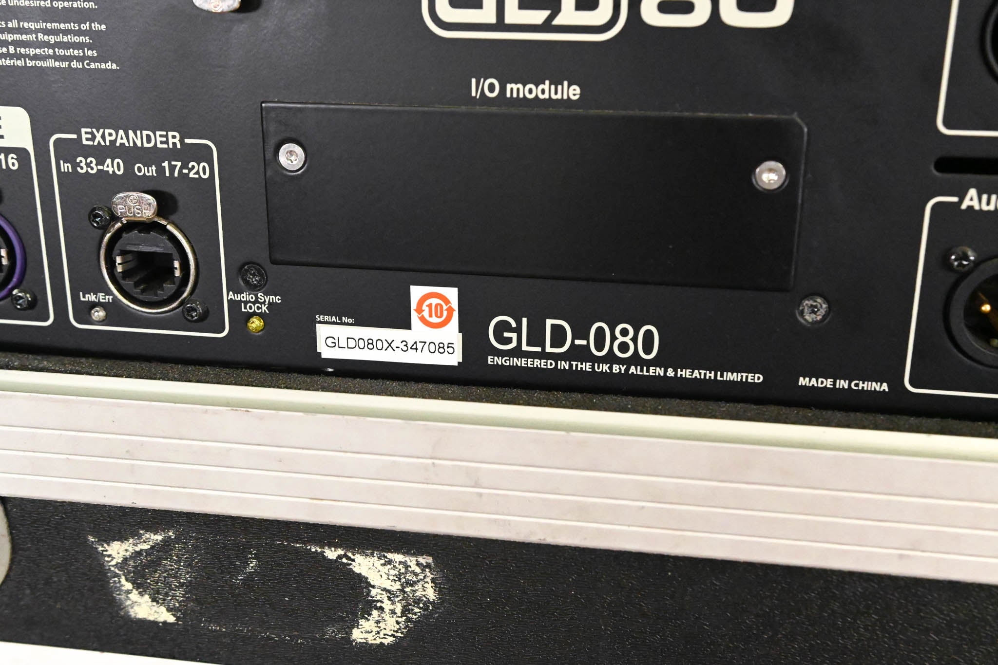 Allen & Heath GLD-80 Digital Audio Mixing Surface with Road Case