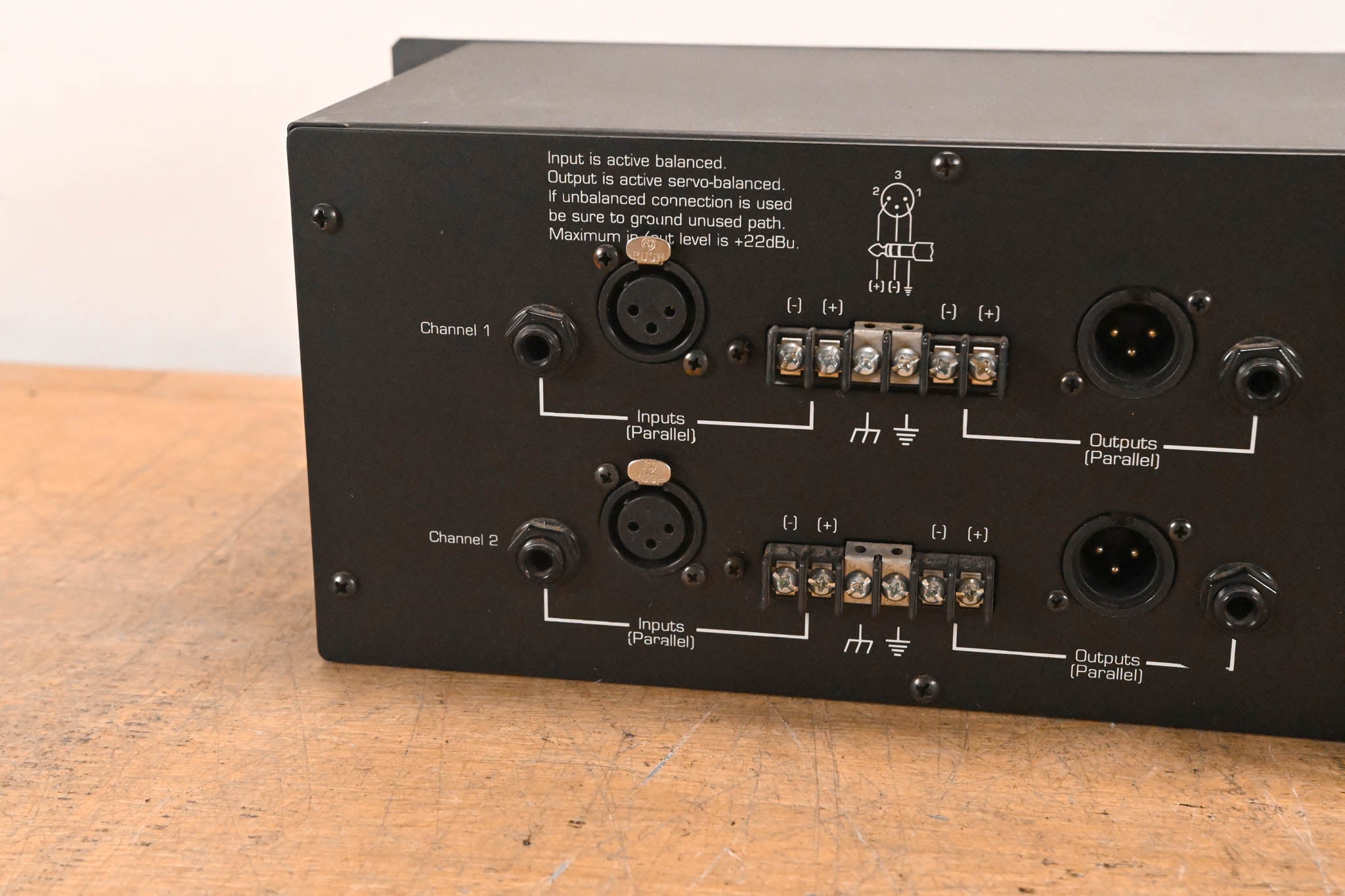 Ashly GQX-3102 2-Channel 31-Band Graphic Equalizer