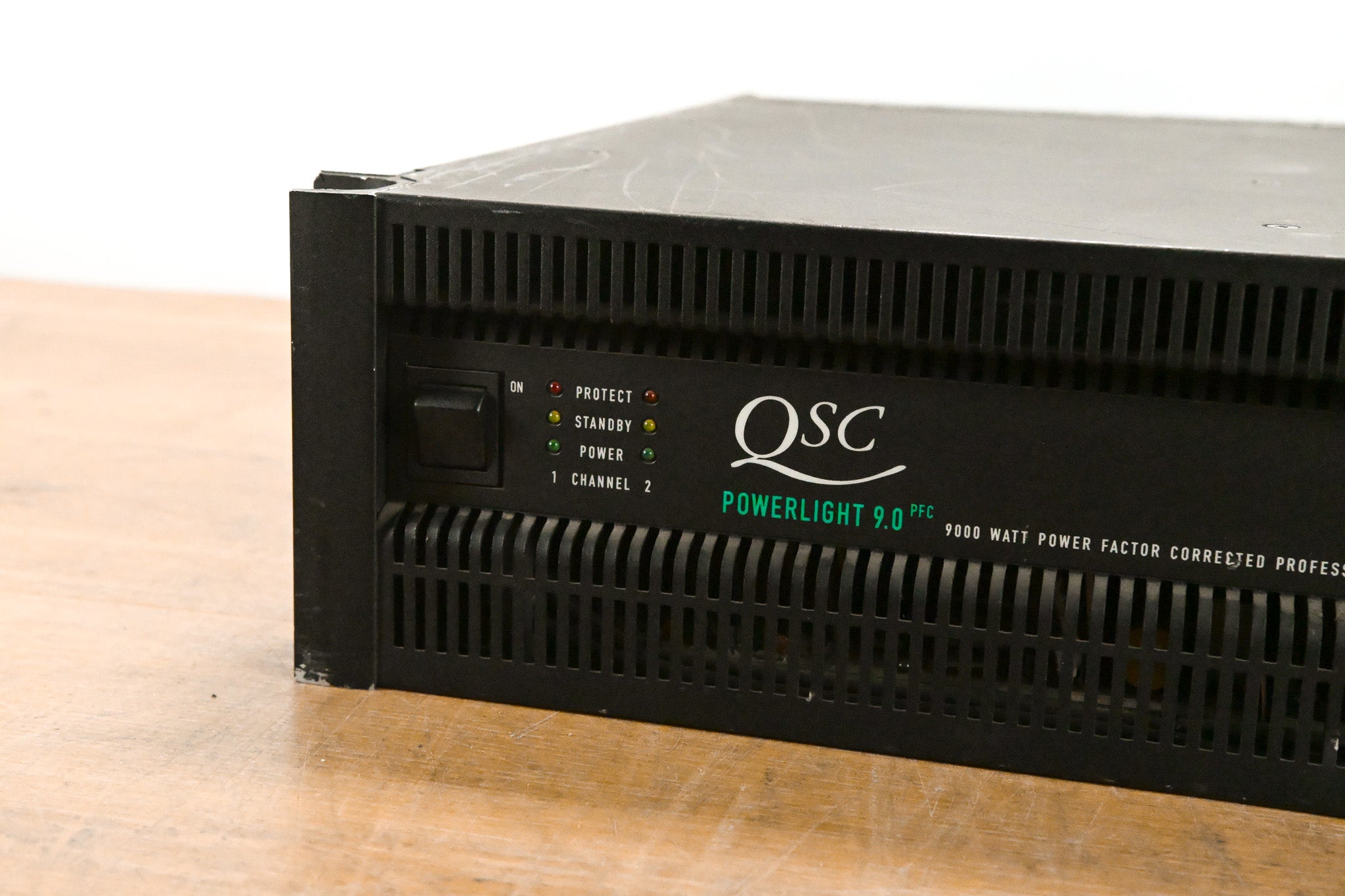 QSC PowerLight 9.0 PFC Power Factor Corrected 2-Channel Power Amplifier
