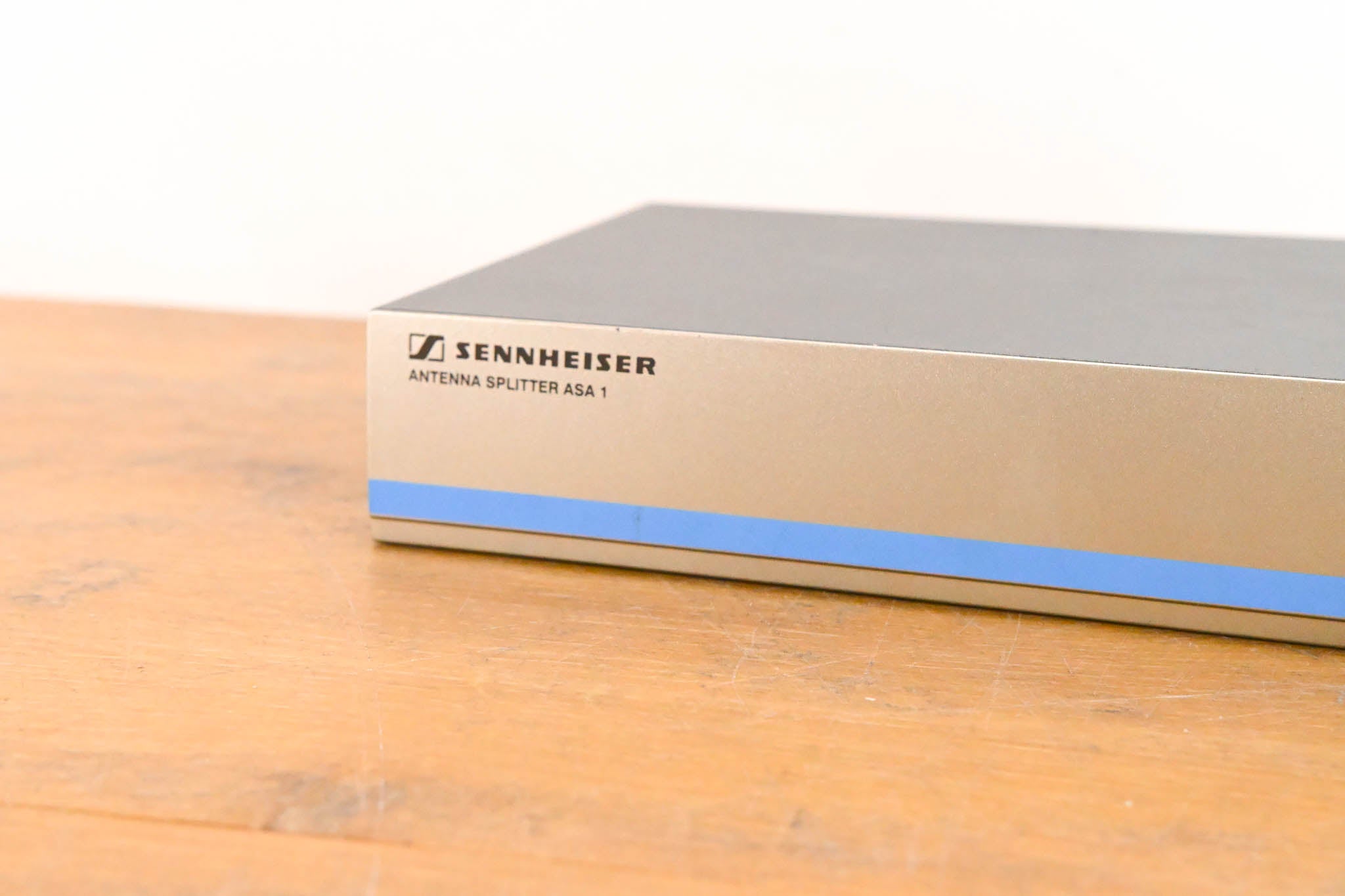 Sennheiser ASA 1 Active Antenna Splitter - 500-870 MHz (NO POWER SUPPLY)