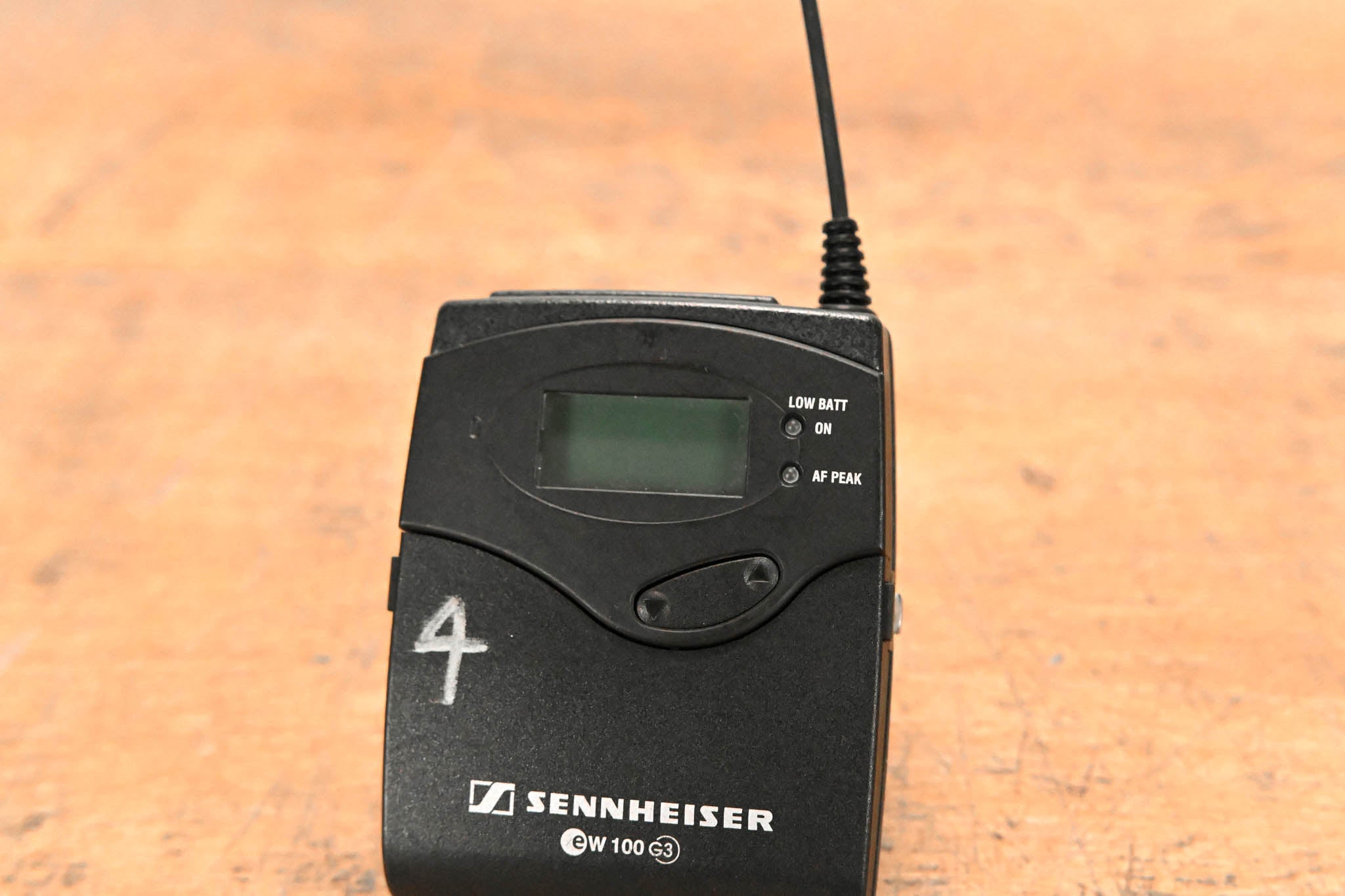 Sennheiser SK 100 G3 Wireless Bodypack Transmitter A Range: 516-558 MHz