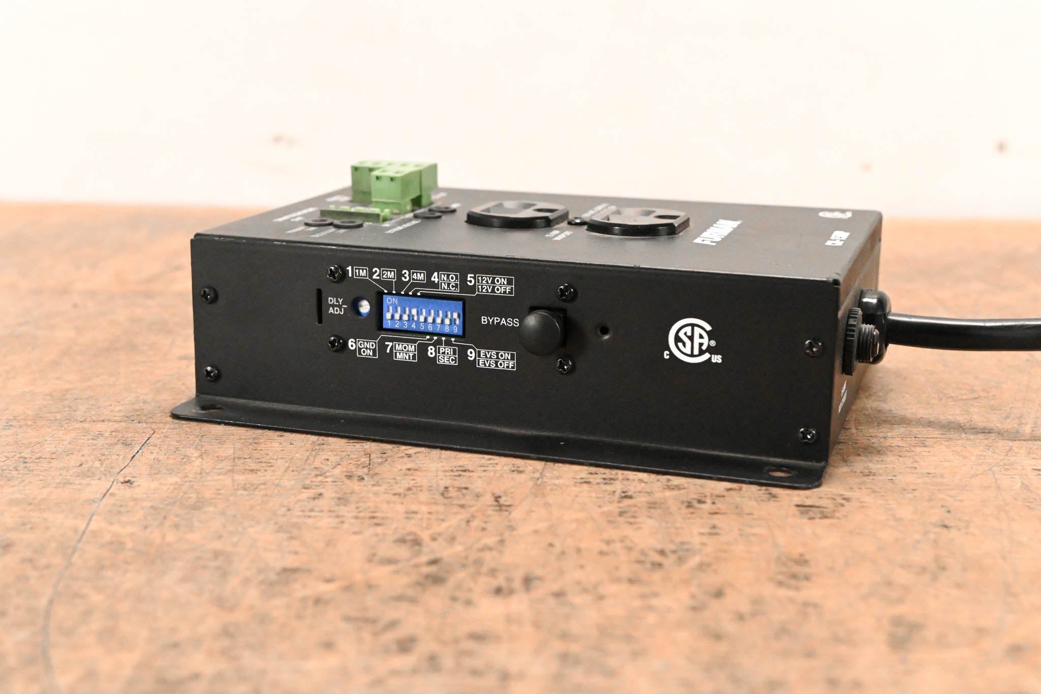 Furman CN-15MP Contractor Series MiniPort