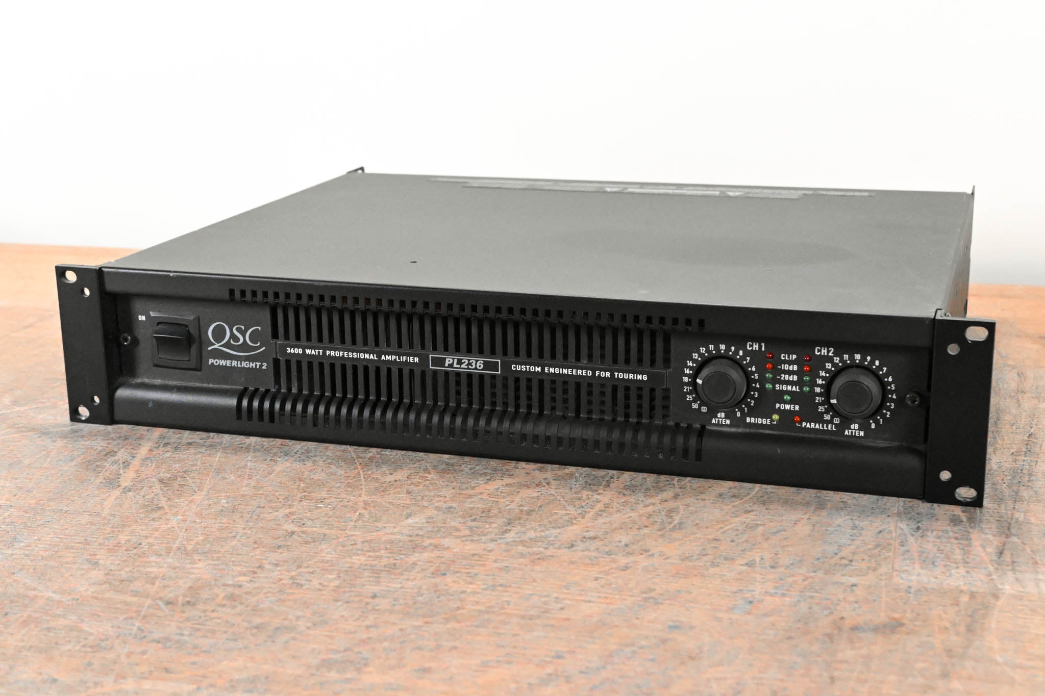 QSC PL236 PowerLight 2 Series 2-Channel Power Amplifier